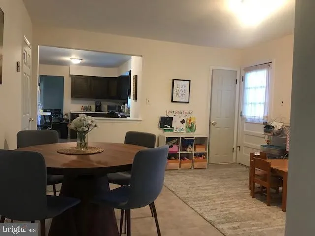 Moorestown, New Jersey 08057, United States, 4 Bedrooms Bedrooms, ,3 BathroomsBathrooms,Residential,Active,85614