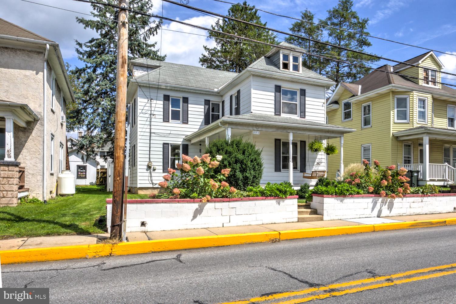 221 BRIMMER AVENUE