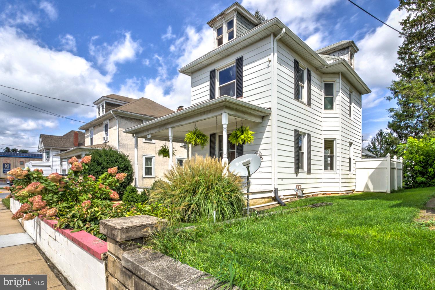 221 BRIMMER AVENUE