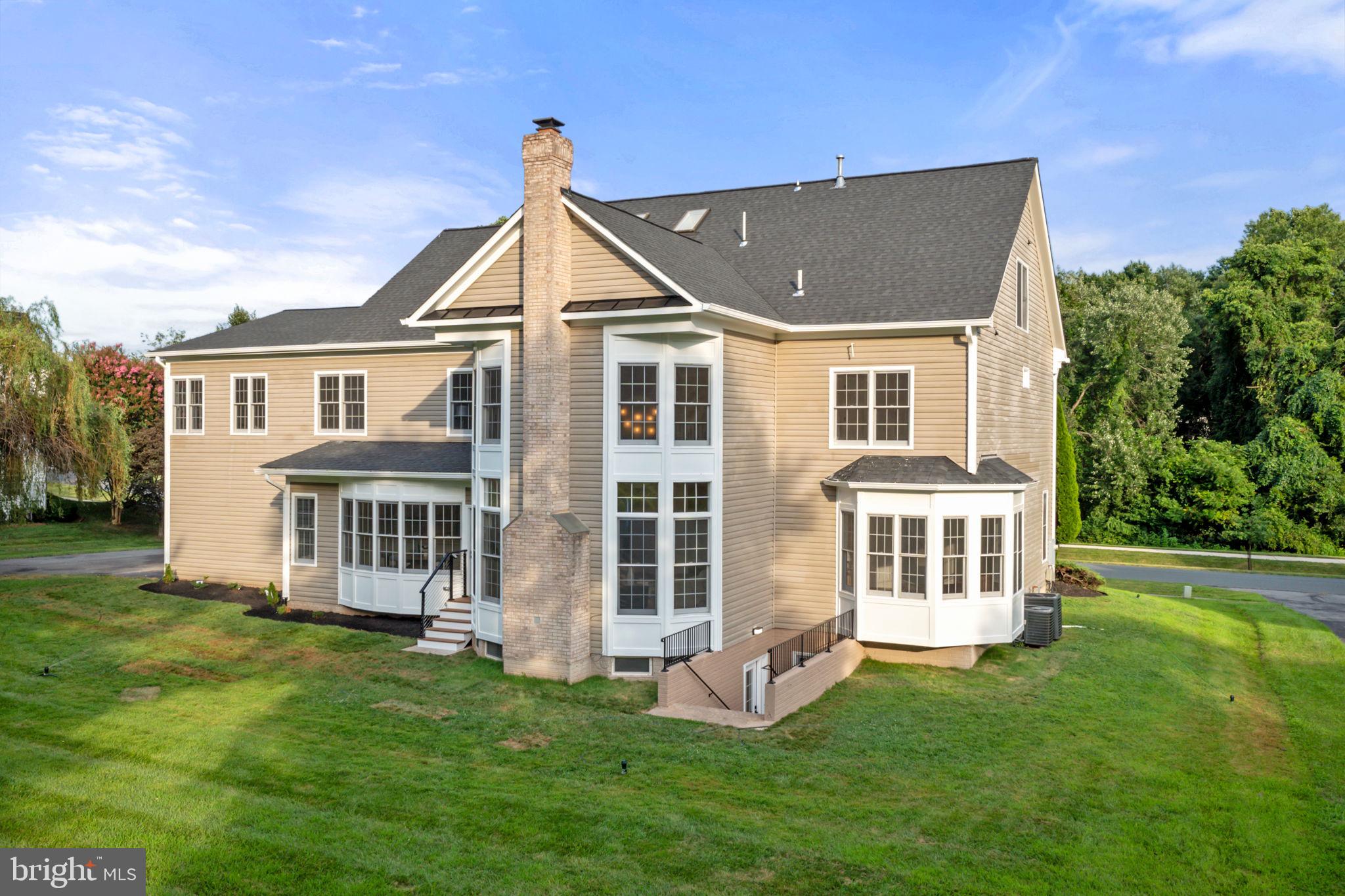 HAMPSHIRE GREENS - Residential