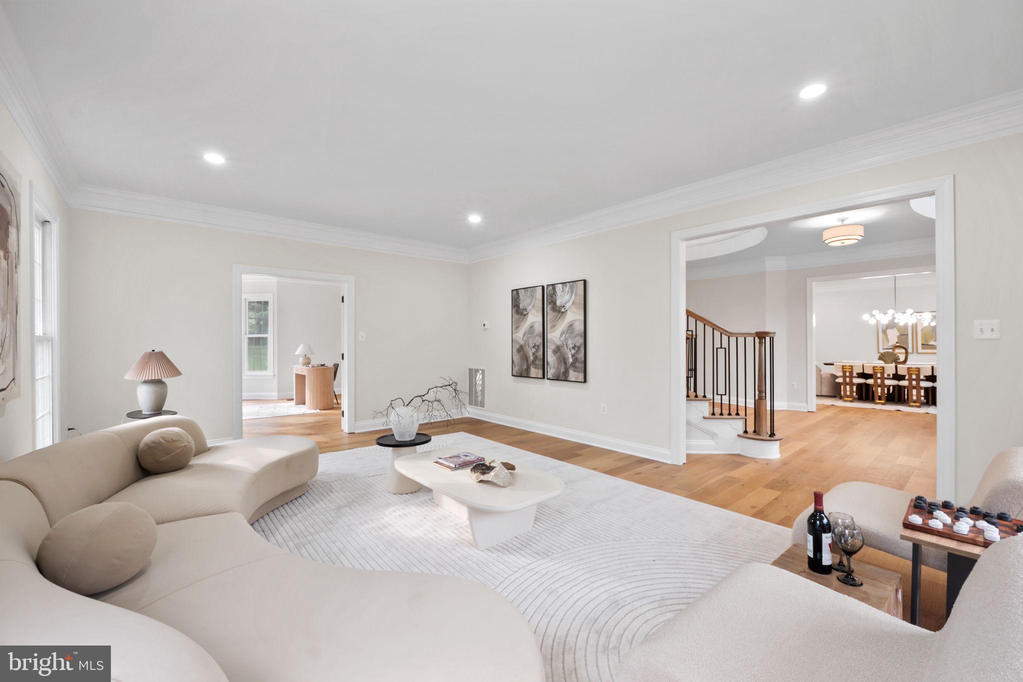 HAMPSHIRE GREENS - Residential