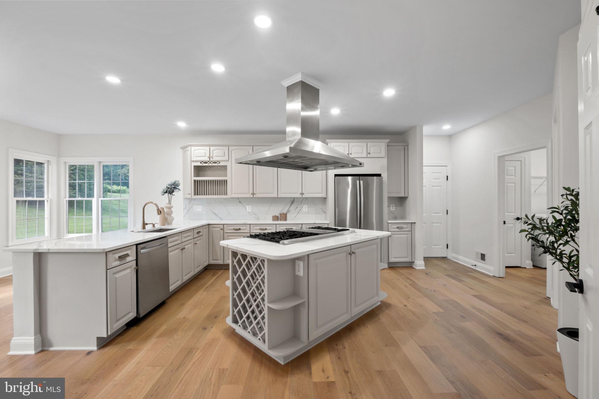 HAMPSHIRE GREENS - Residential