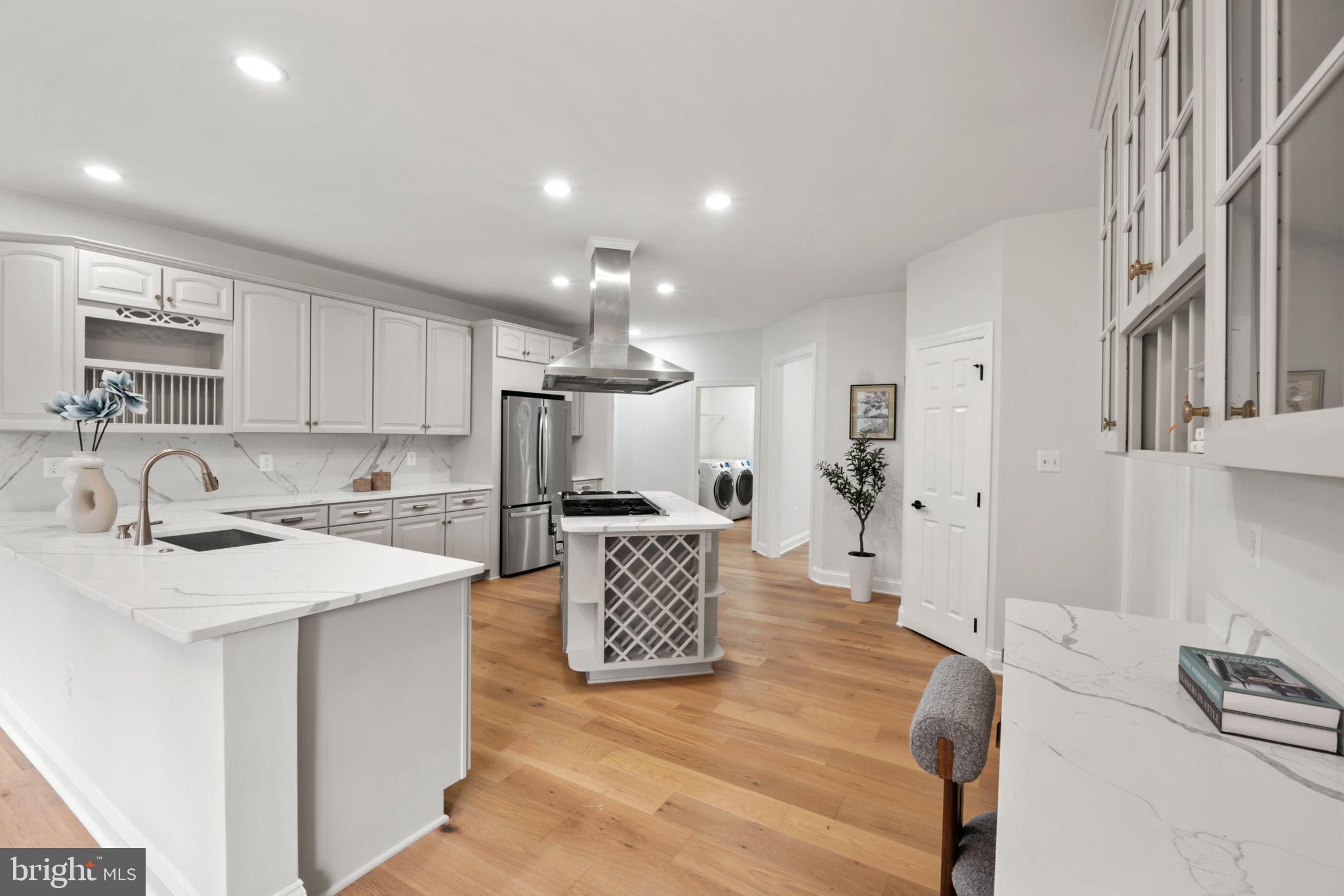 HAMPSHIRE GREENS - Residential