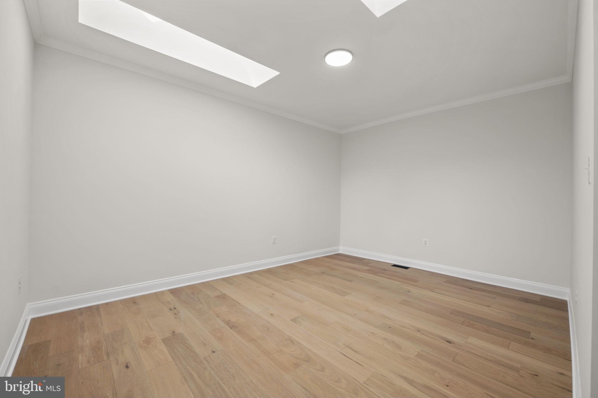 HAMPSHIRE GREENS - Residential