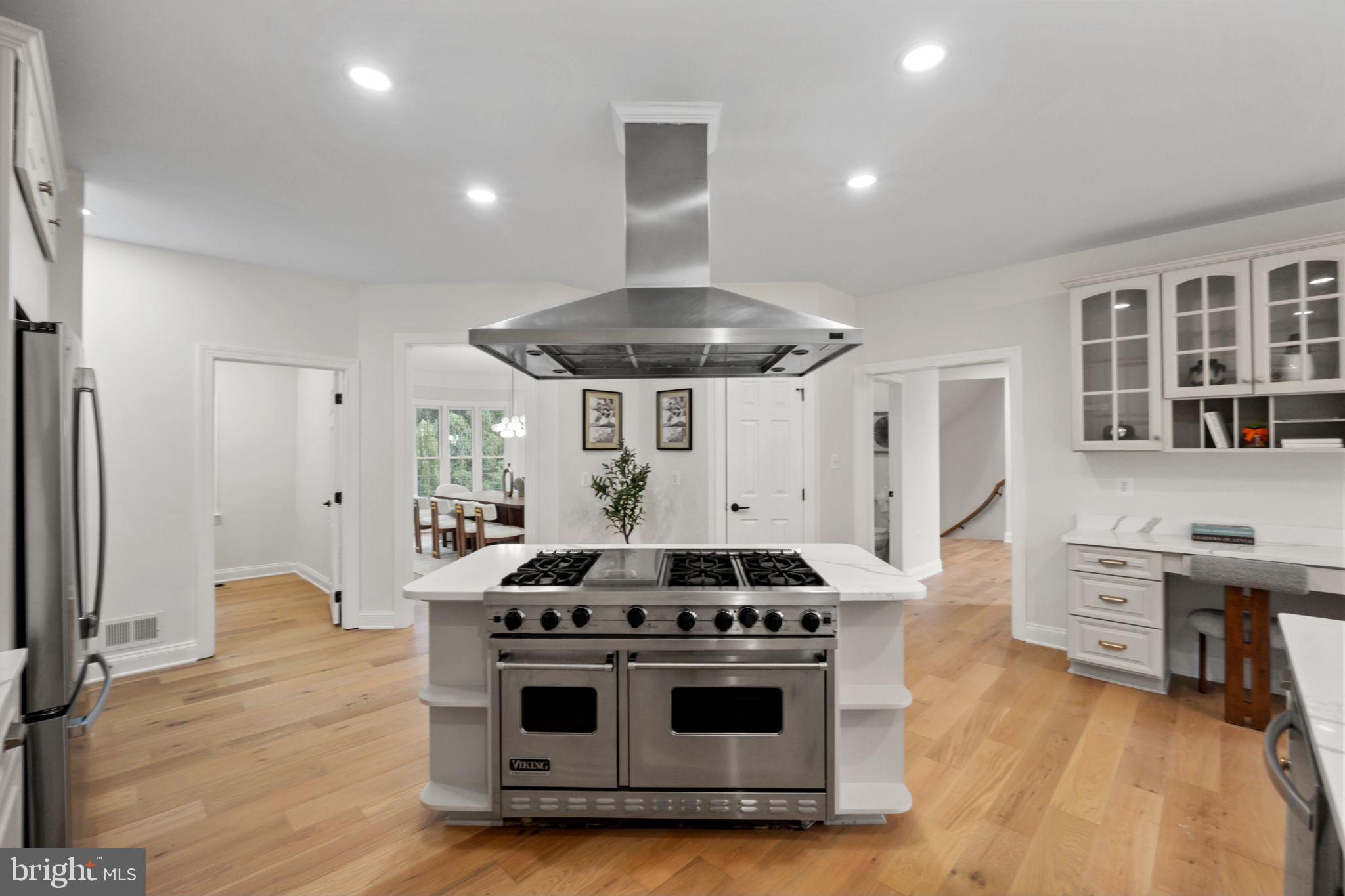 HAMPSHIRE GREENS - Residential