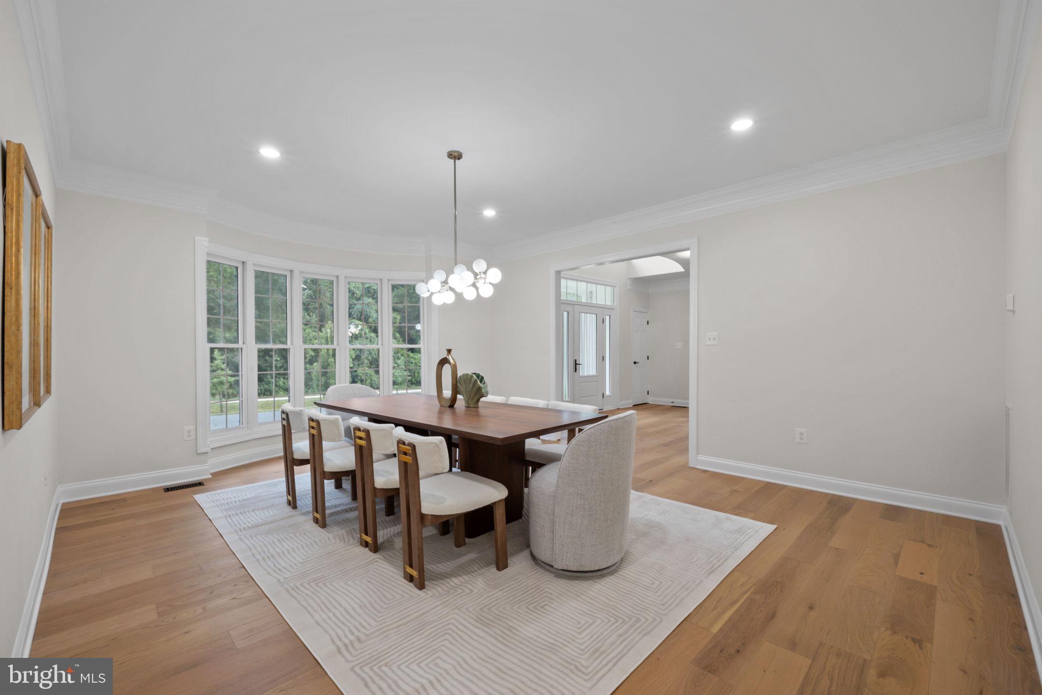 HAMPSHIRE GREENS - Residential