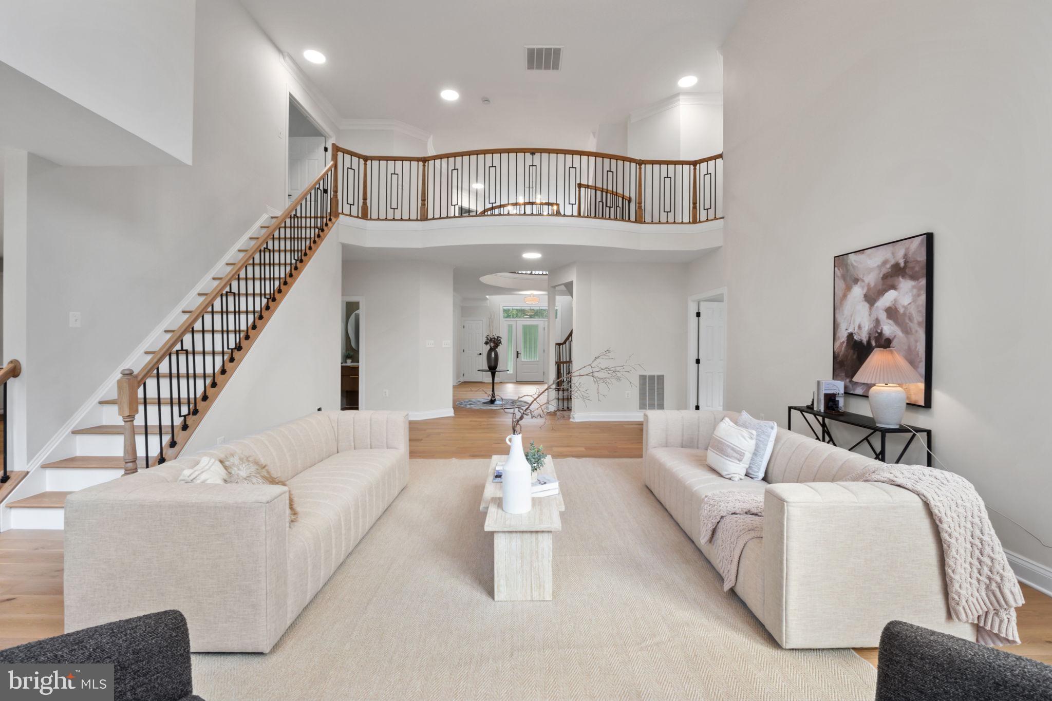 HAMPSHIRE GREENS - Residential