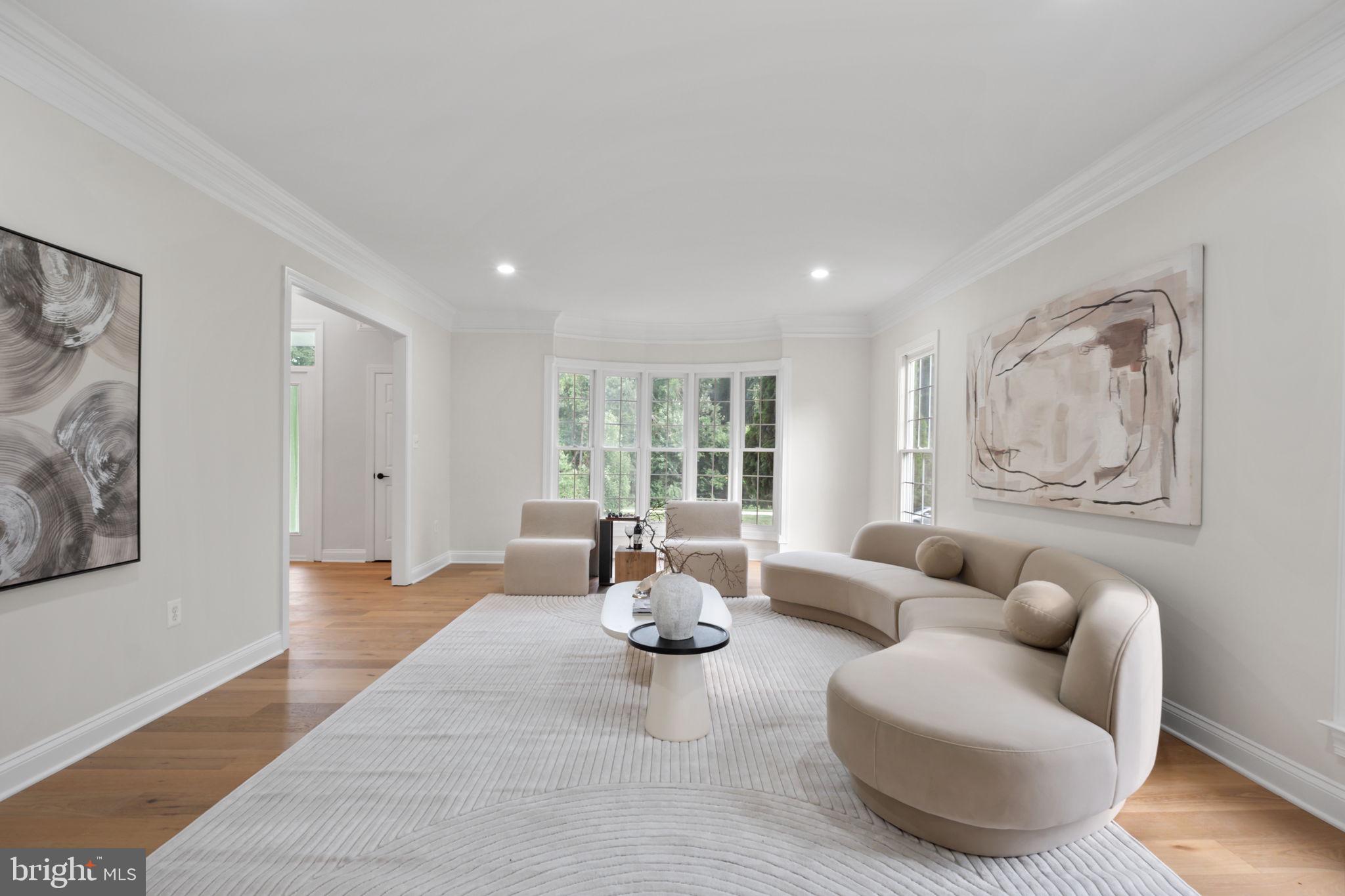 HAMPSHIRE GREENS - Residential