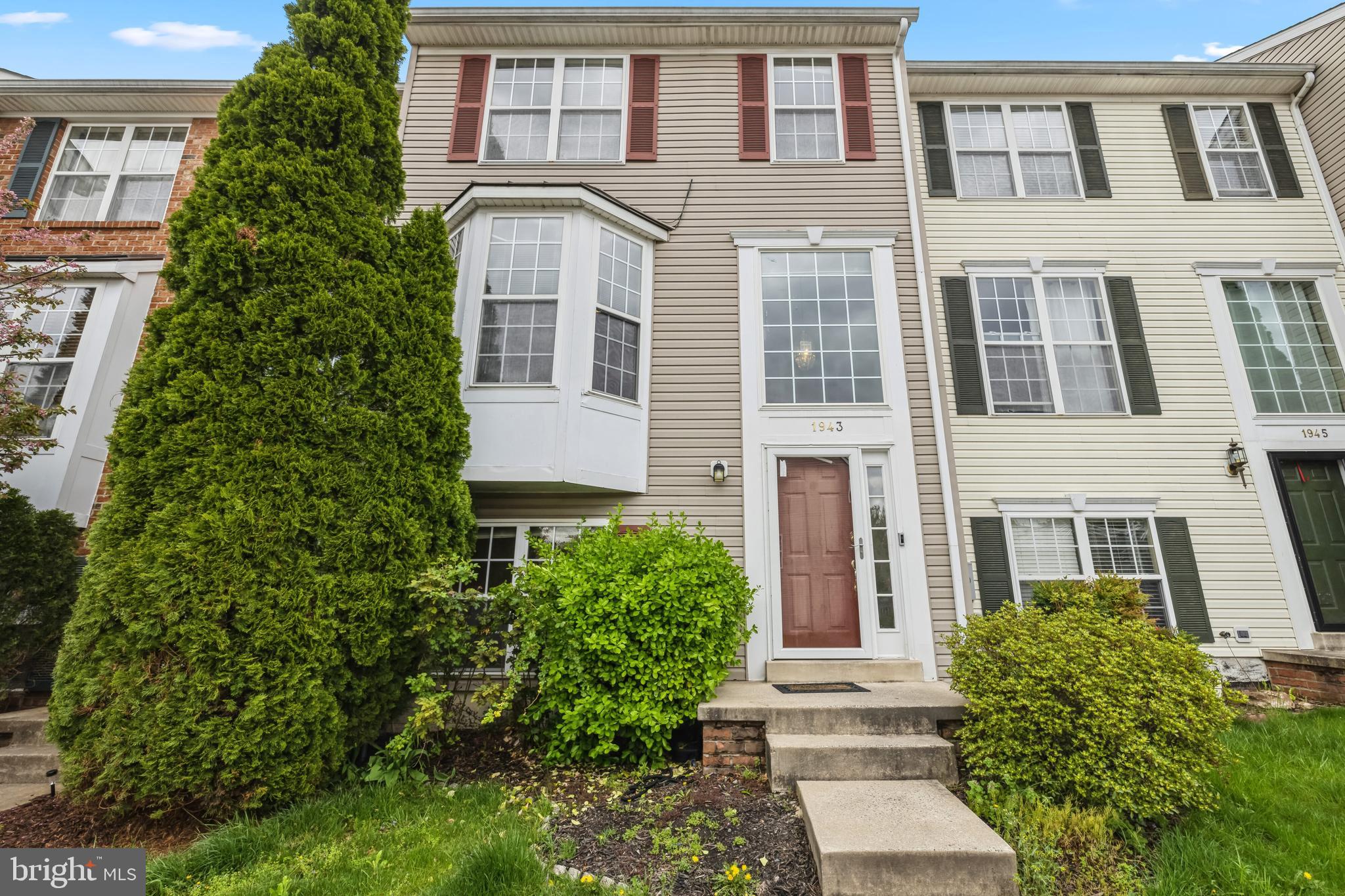 NORTH CROSSING - Residential
