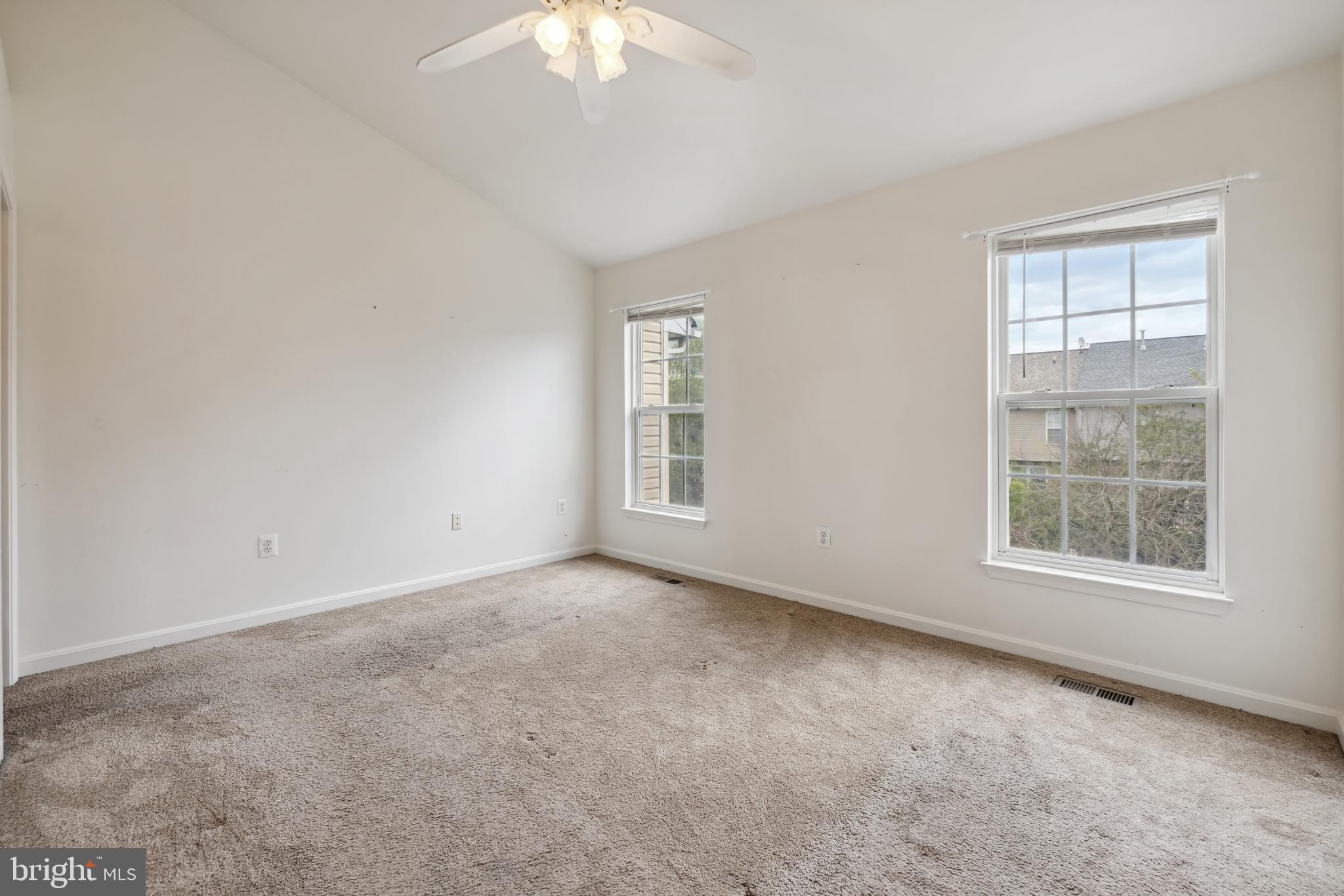 NORTH CROSSING - Residential