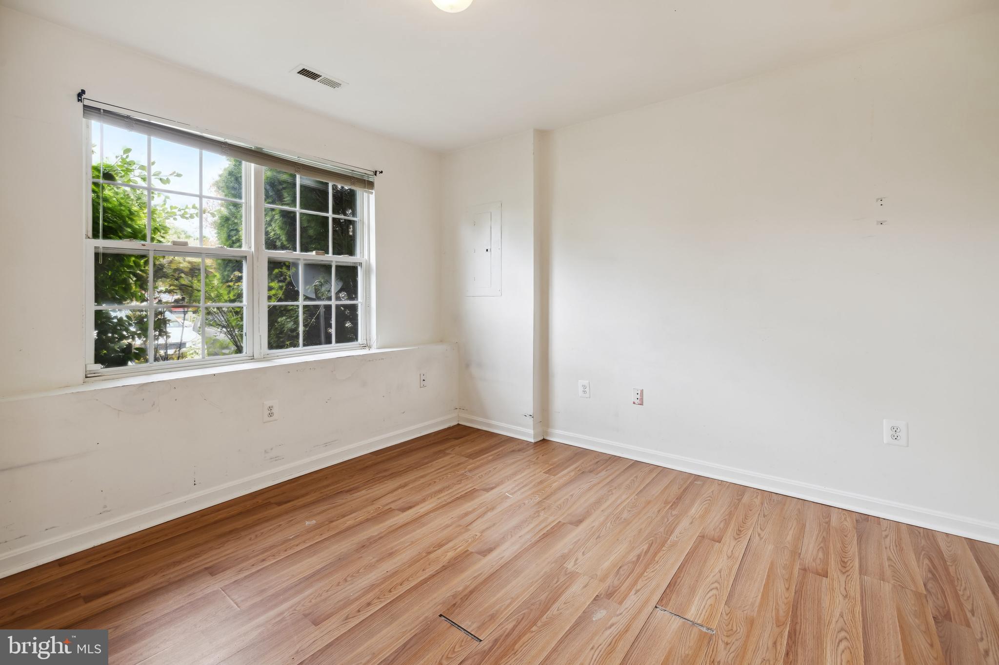 NORTH CROSSING - Residential