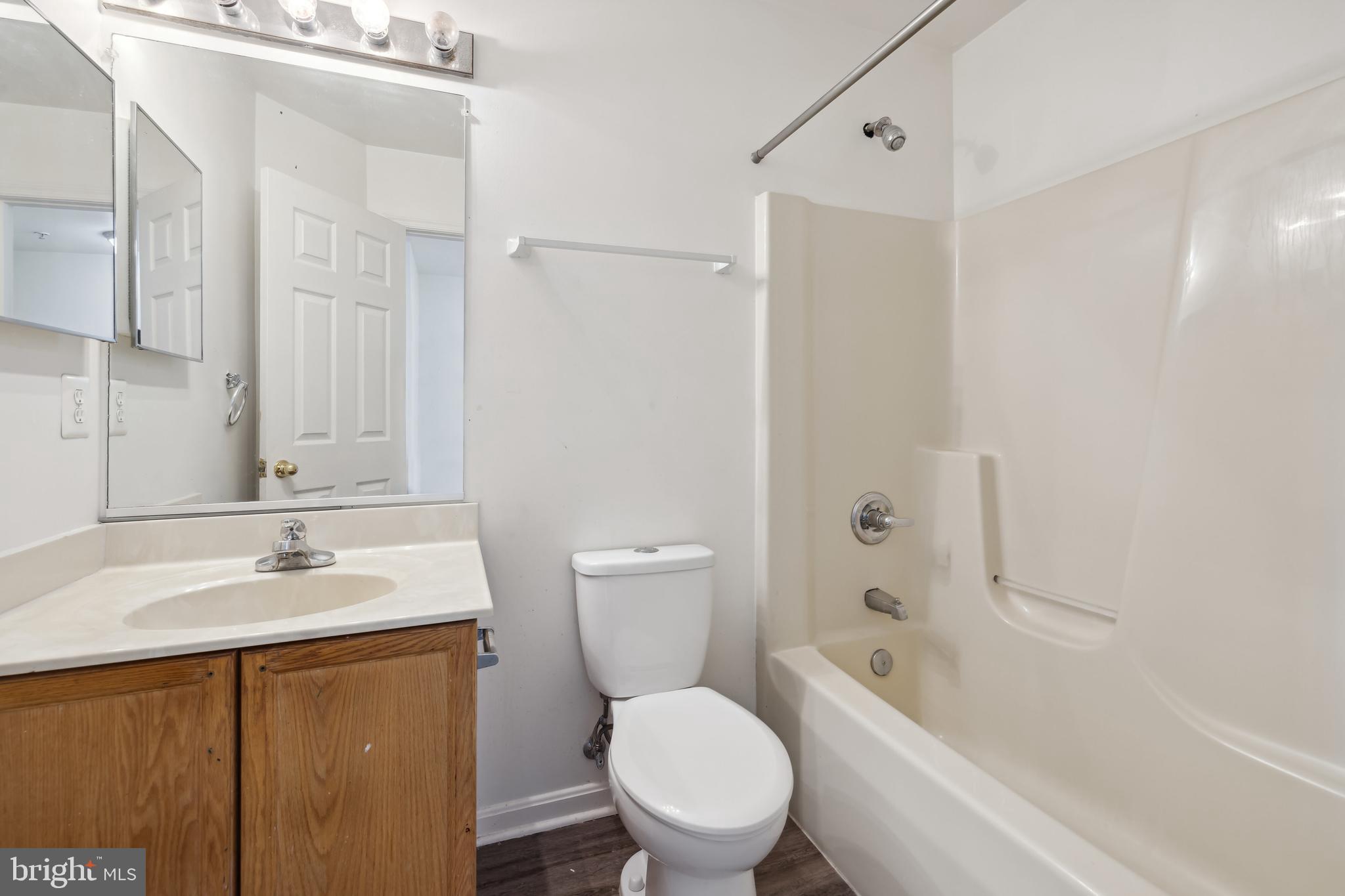 NORTH CROSSING - Residential