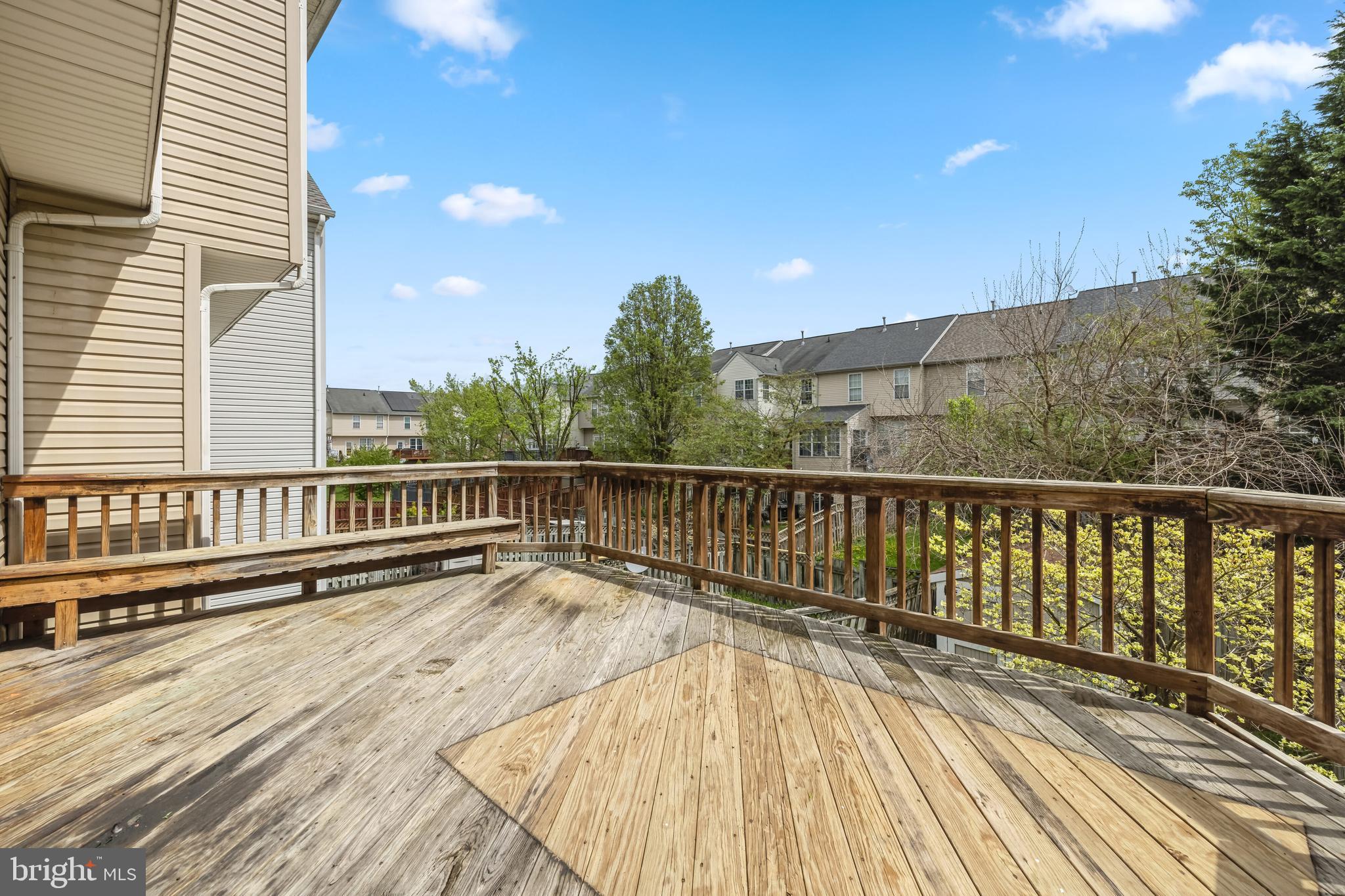 NORTH CROSSING - Residential