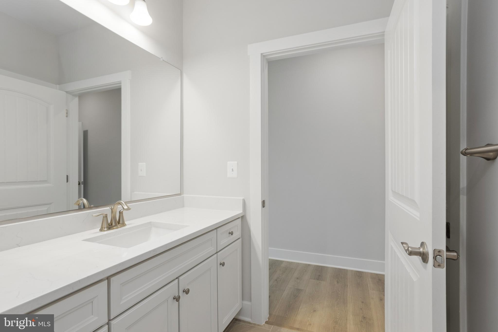 FOUR SEASONS AT KENT ISLAND - Residential