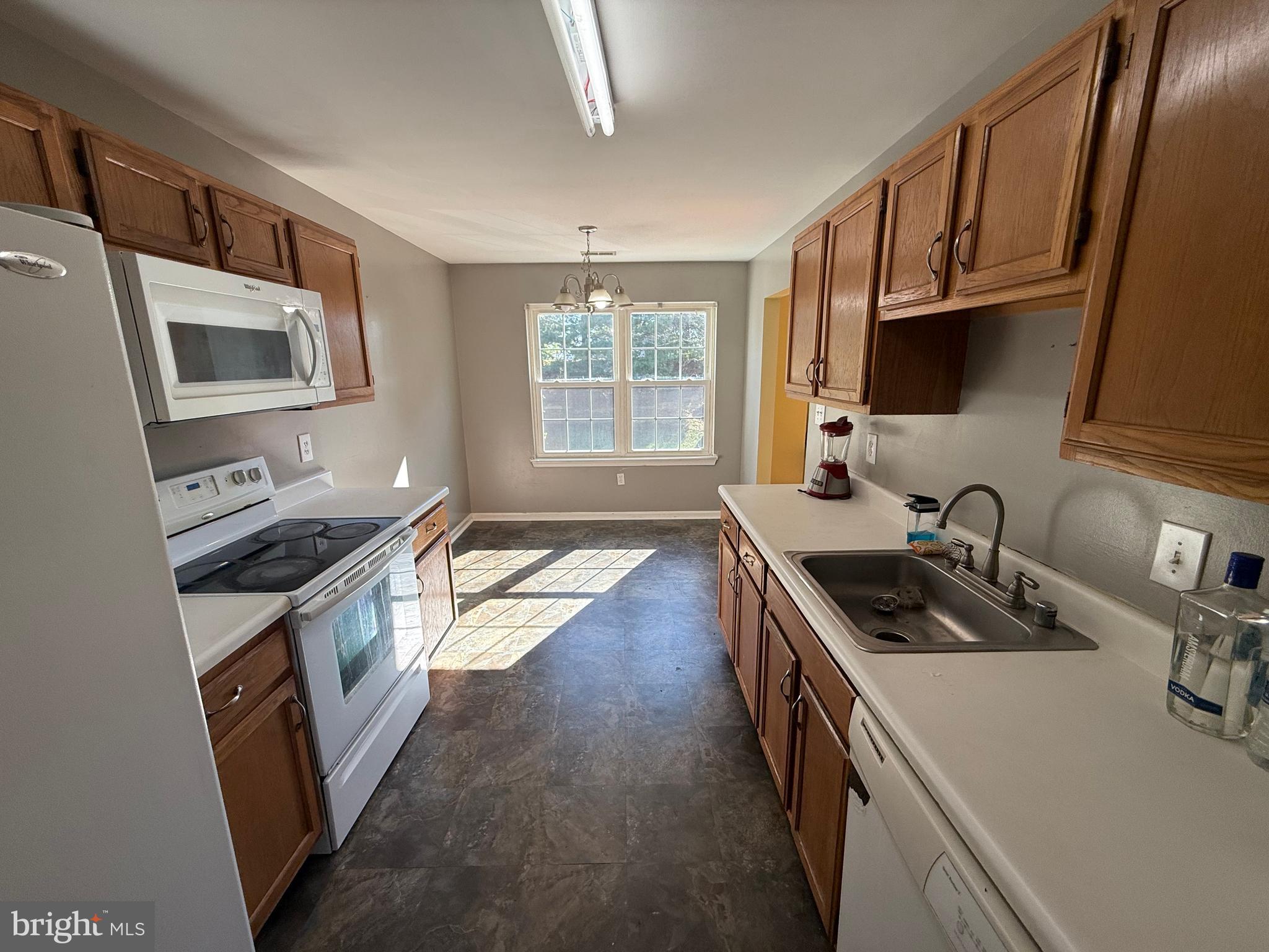 ANDOVER / FOXRIDGE - Residential