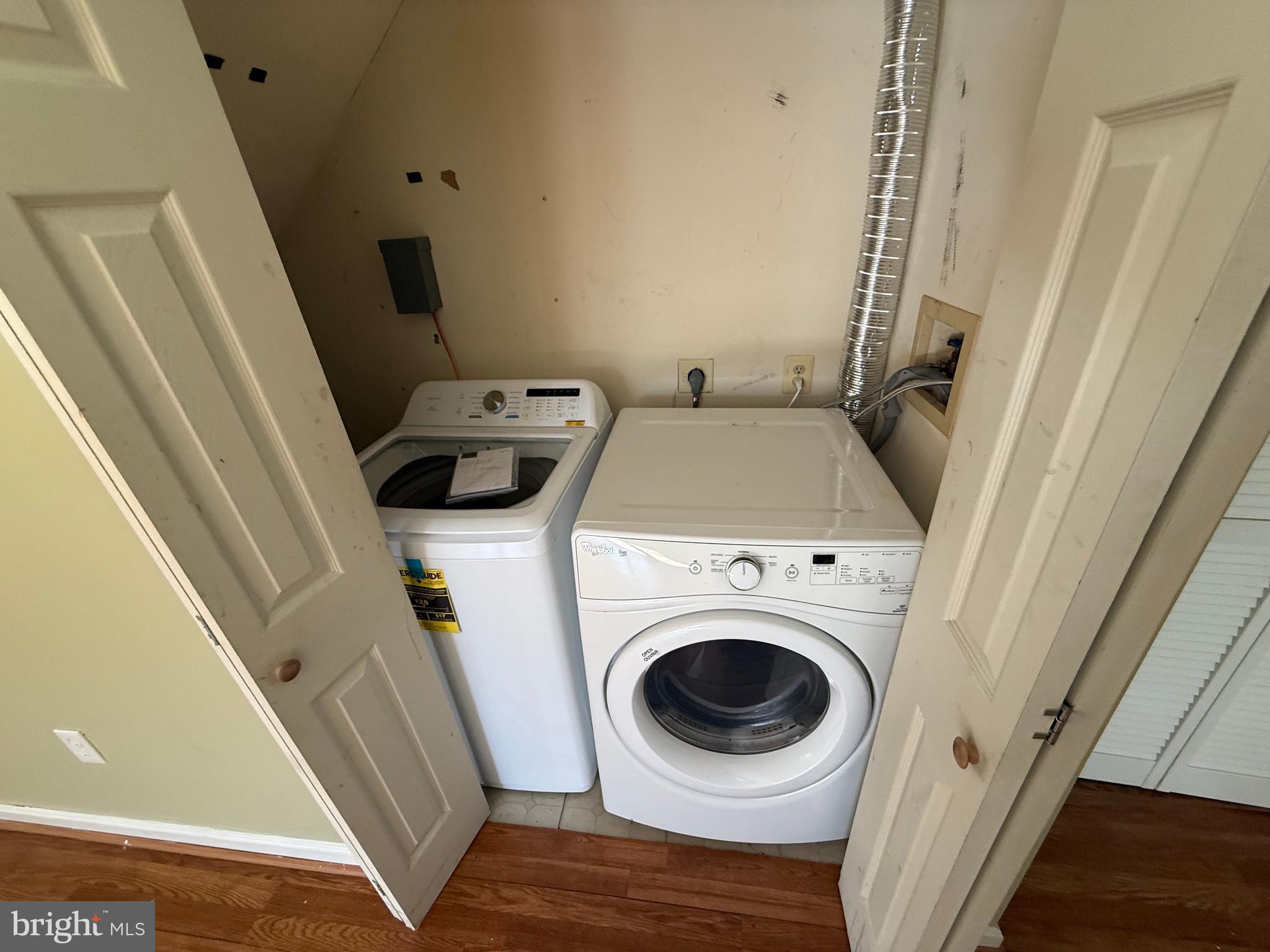 ANDOVER / FOXRIDGE - Residential