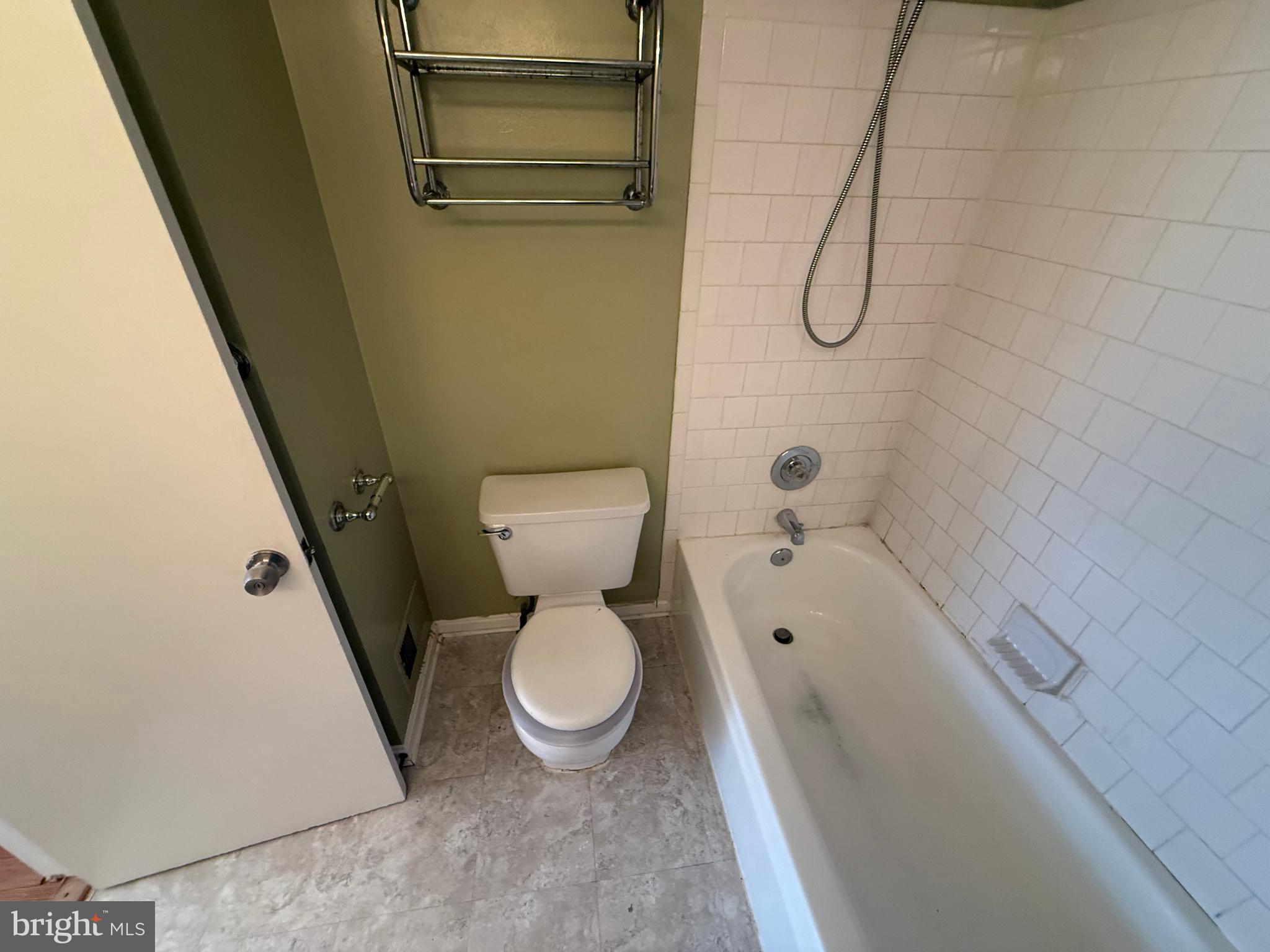 ANDOVER / FOXRIDGE - Residential