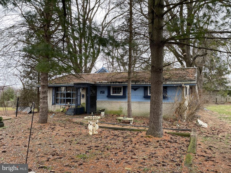 We're thrilled to present a remarkable investment opportunity in the coveted Spring Grove School District. Situated on a nice .23-acre lot surrounded by picturesque farmland, this property holds immense potential for the savvy investor. This brick rancher offers 3 bedrooms and 1 full bath, providing a solid foundation for your vision. While it requires a full renovation, the possibilities are endless. With its desirable location and promising features, this property is an exceptional prospect for those seeking to make their mark in the real estate market. Don't miss the chance to transform this diamond in the rough into a lucrative investment. Schedule your showing today and seize this opportunity to turn dreams into reality.