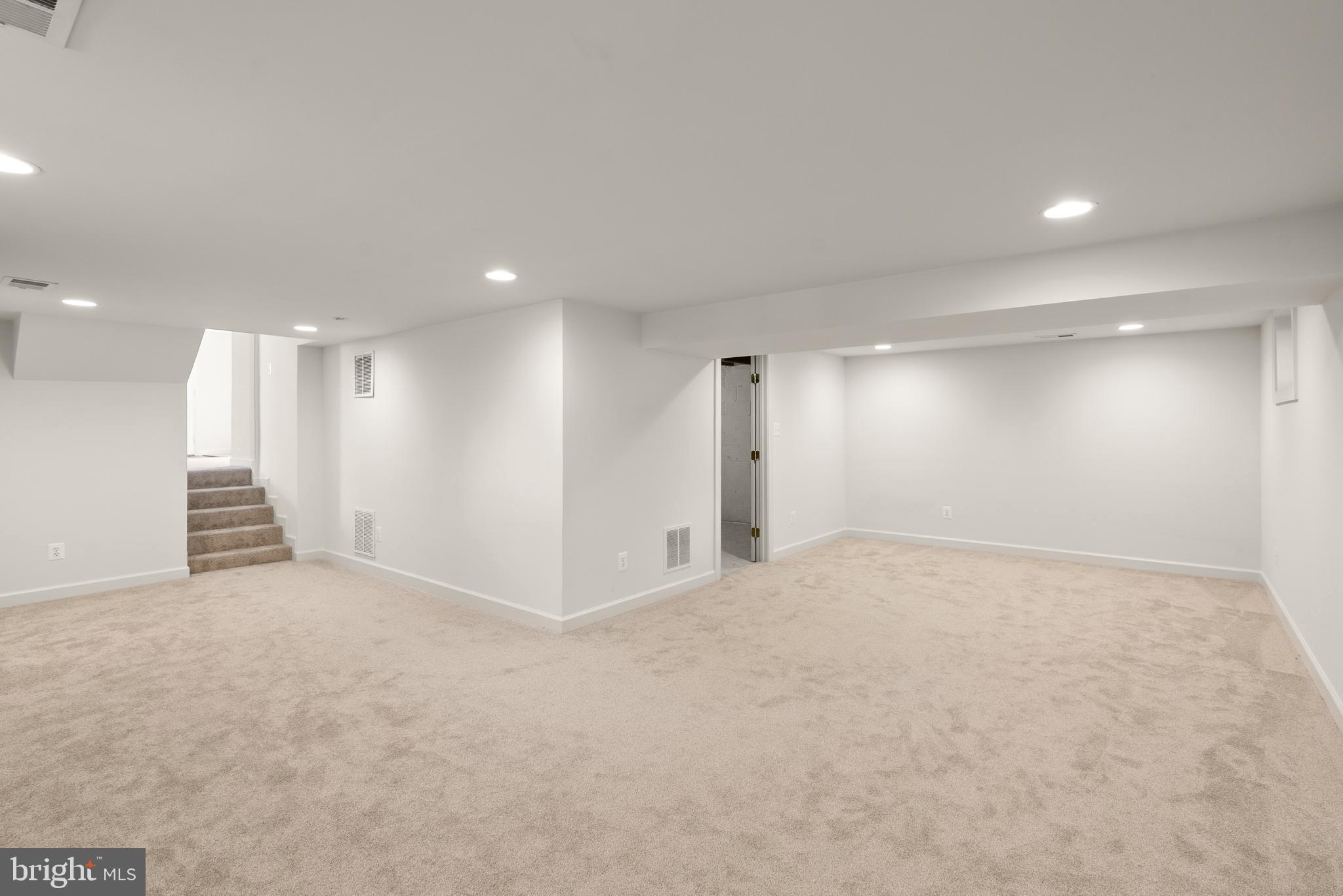 WEST LEWINSVILLE HEIGHTS - Residential Lease