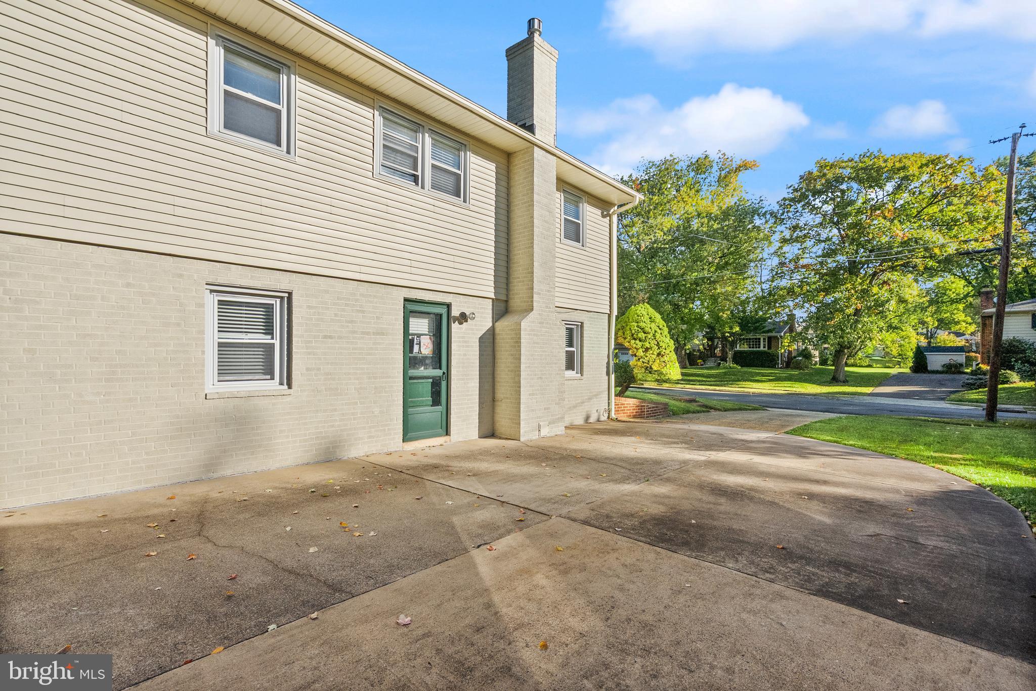 WEST LEWINSVILLE HEIGHTS - Residential Lease