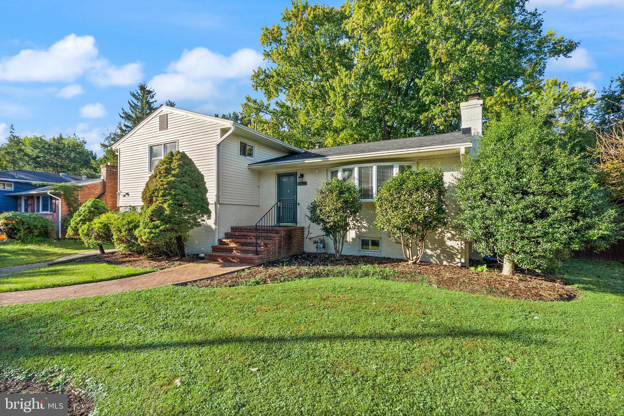 WEST LEWINSVILLE HEIGHTS - Residential Lease