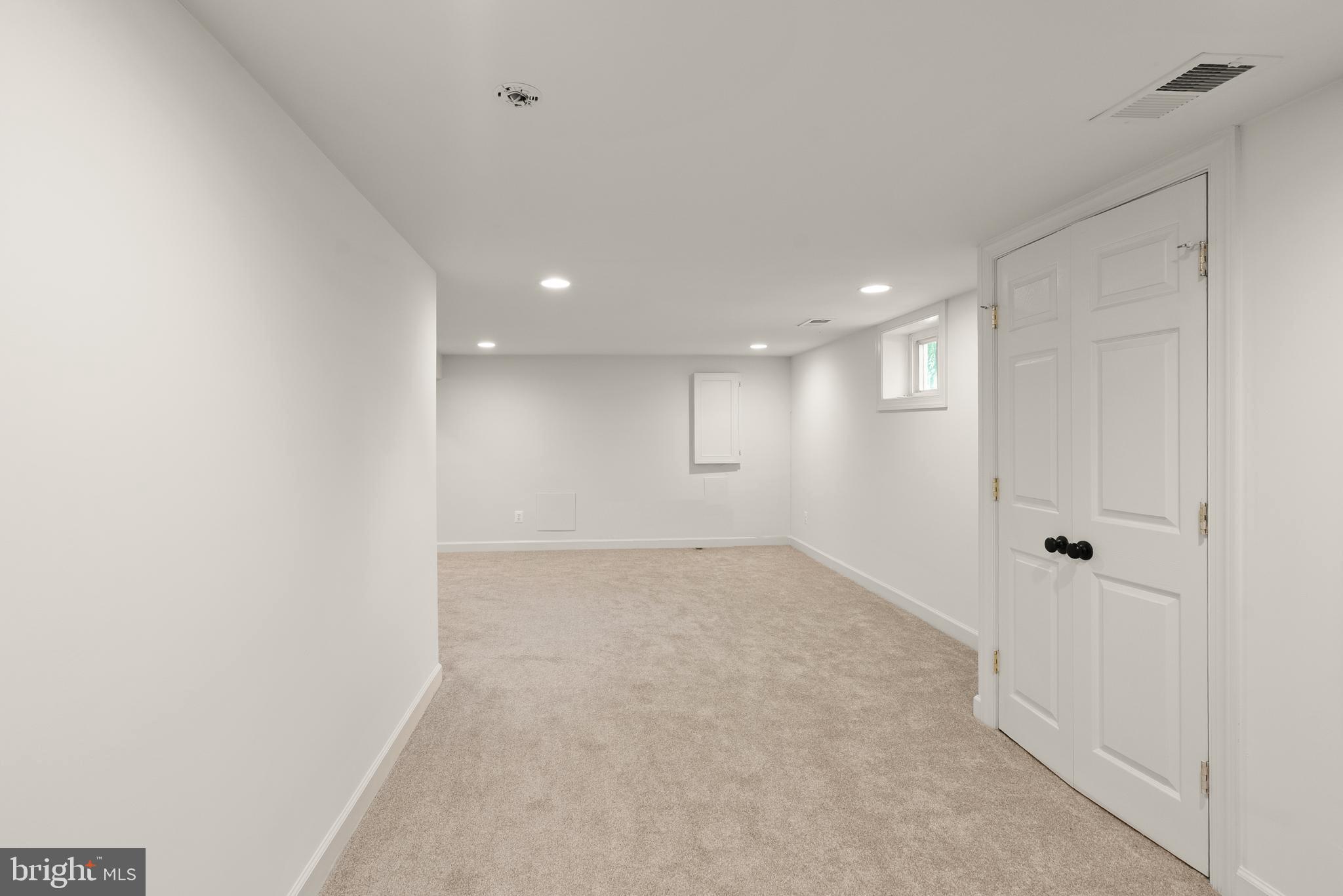 WEST LEWINSVILLE HEIGHTS - Residential Lease