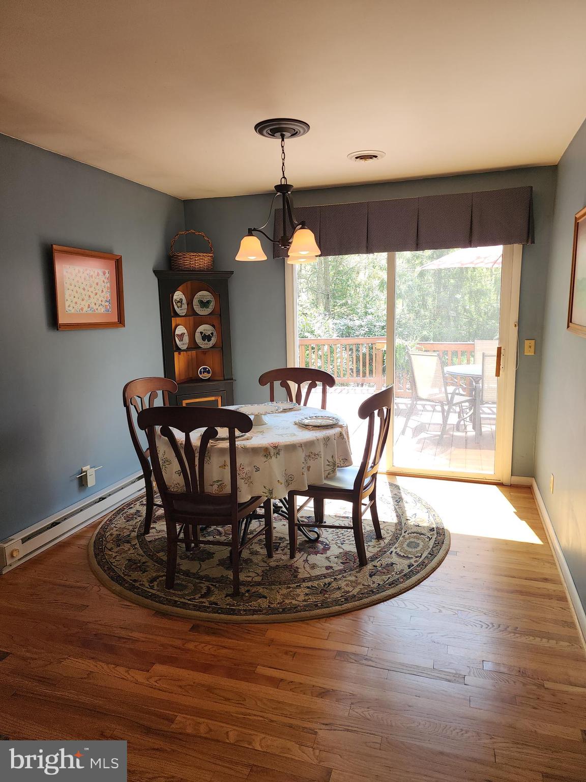 WHITE ROCK ACRES - Residential
