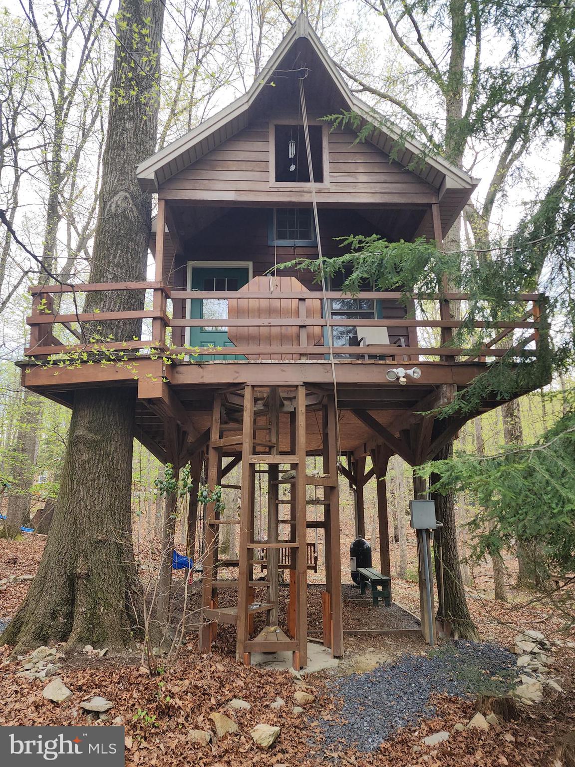 WHITE ROCK ACRES - Residential
