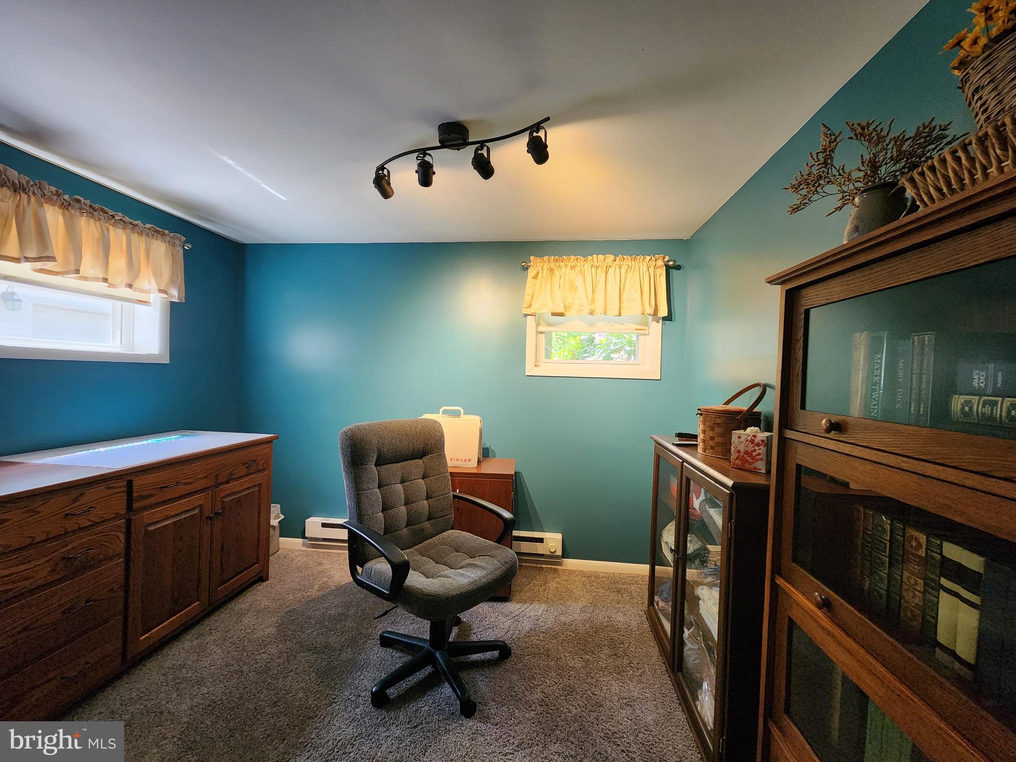 WHITE ROCK ACRES - Residential