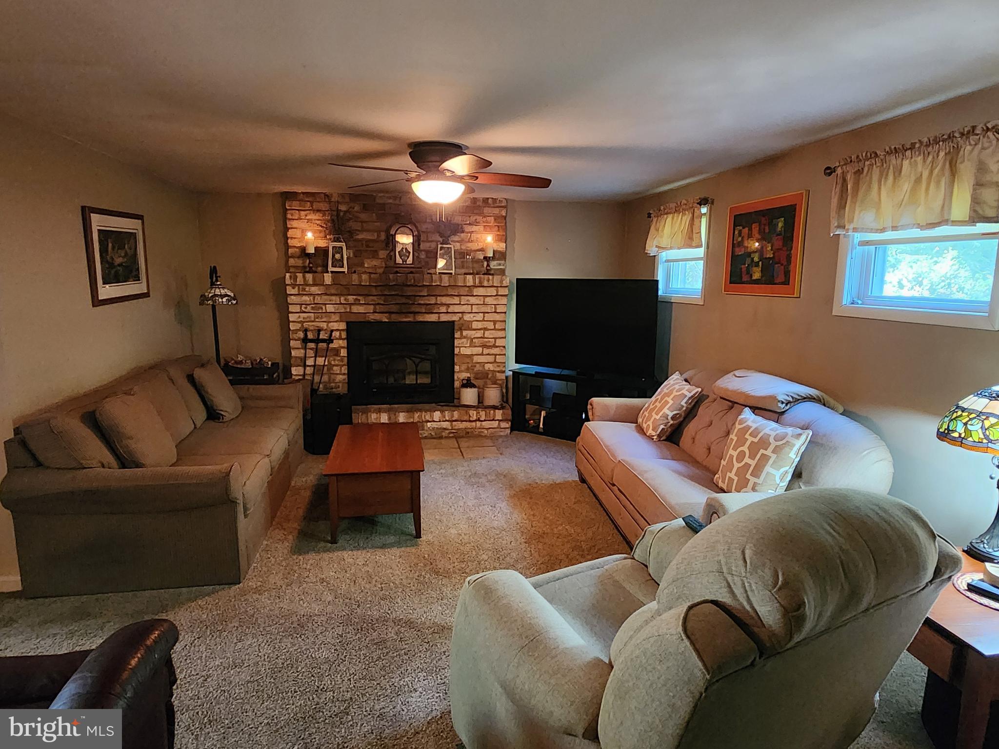 WHITE ROCK ACRES - Residential