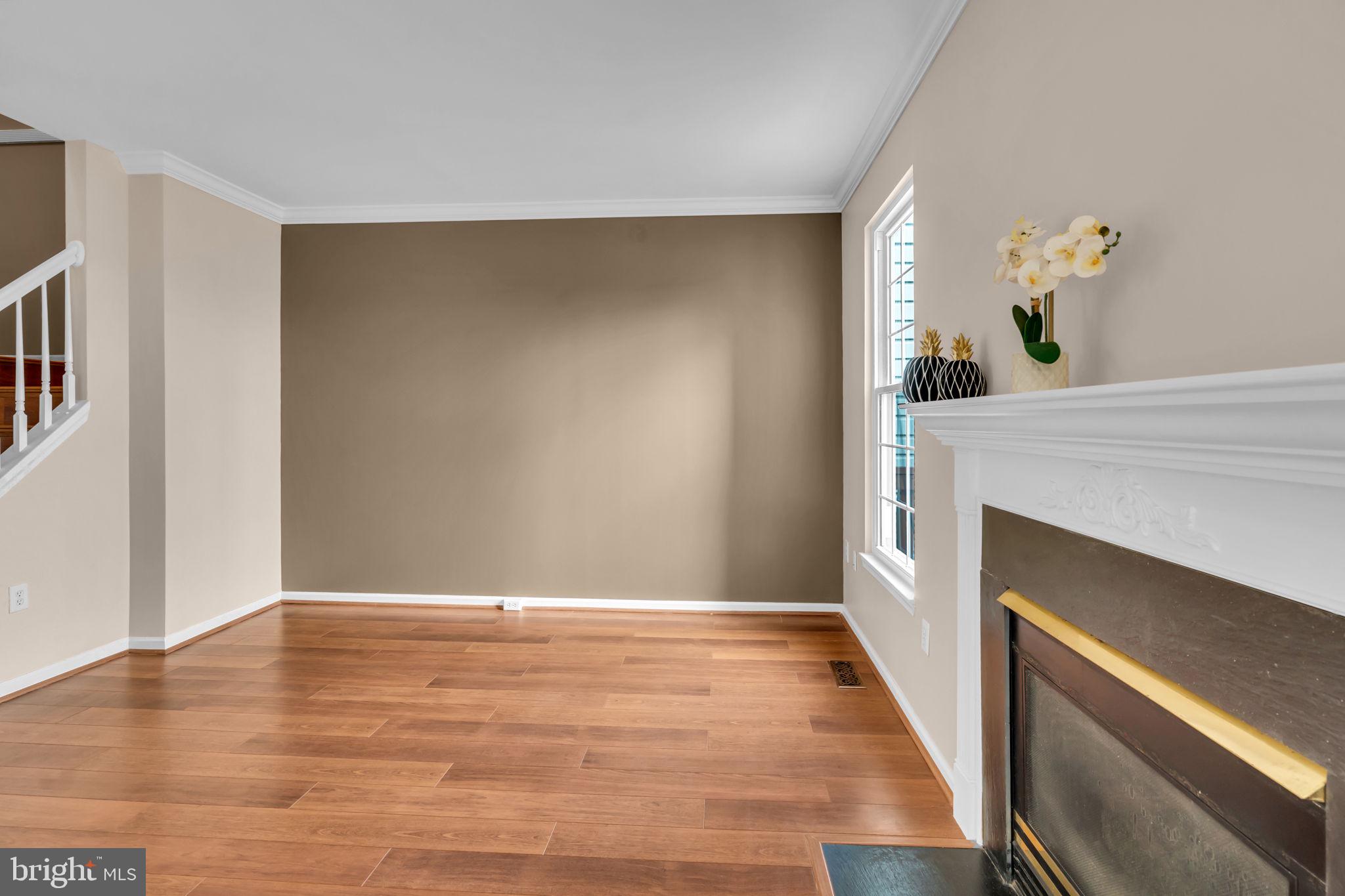 BROADLANDS - Residential Lease