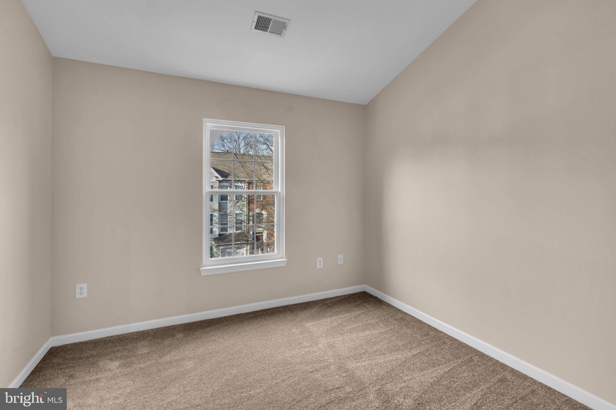 BROADLANDS - Residential Lease