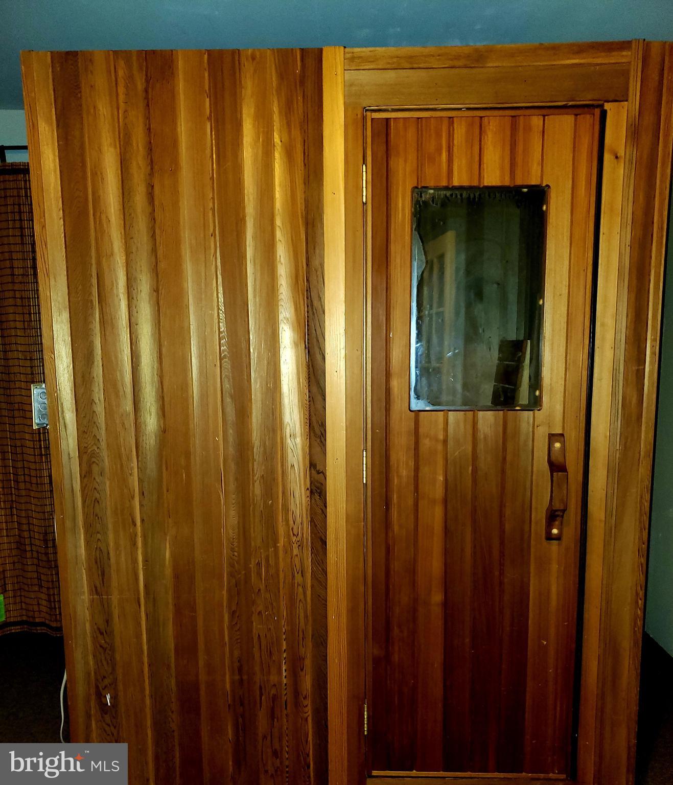 SIMMONS ACRES - Residential