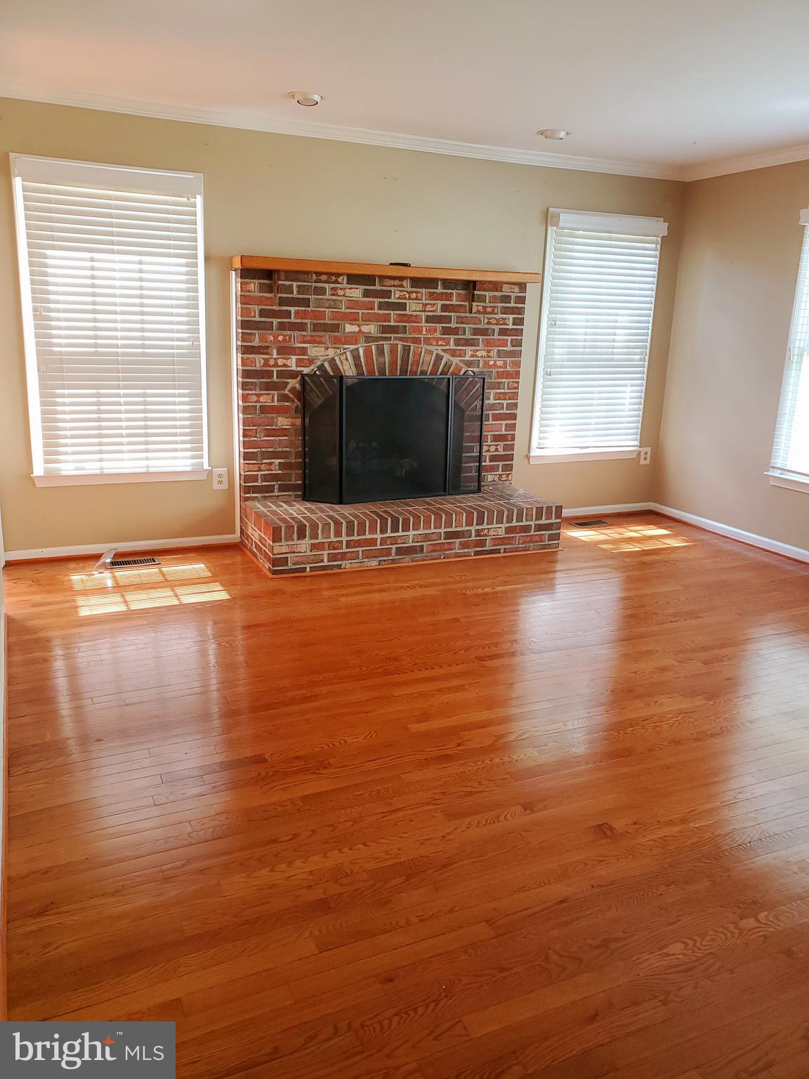 SIMMONS ACRES - Residential