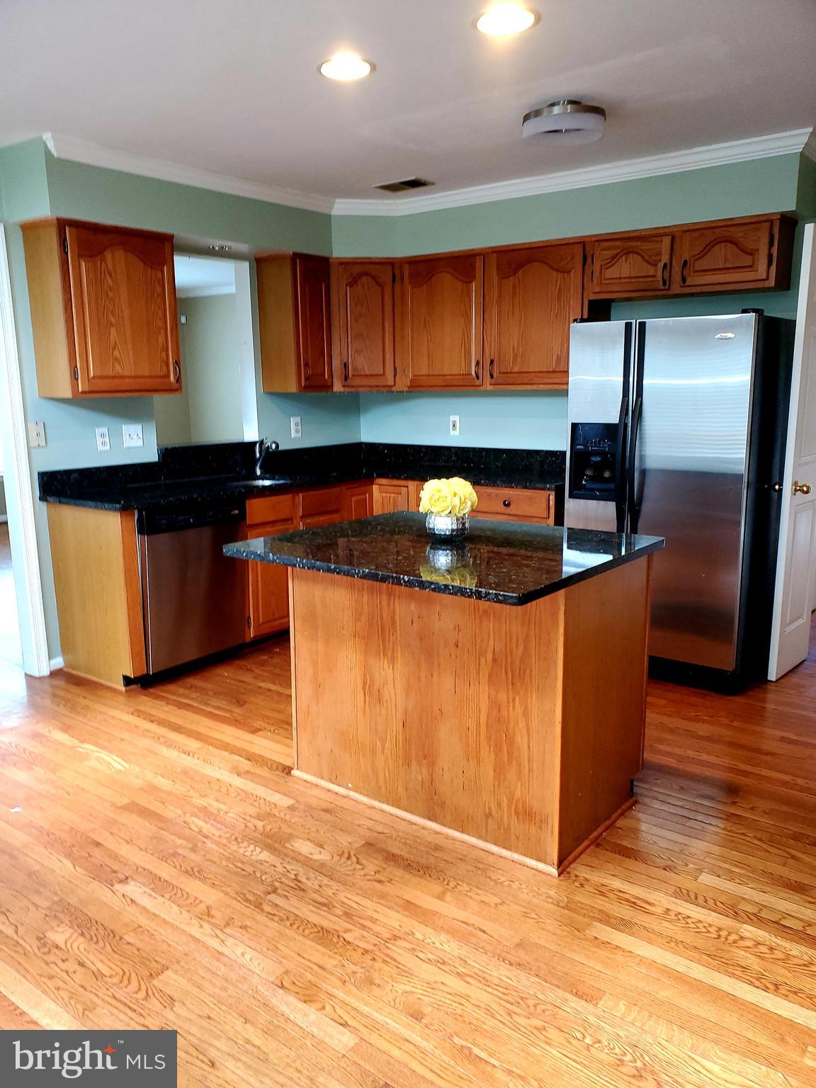 SIMMONS ACRES - Residential