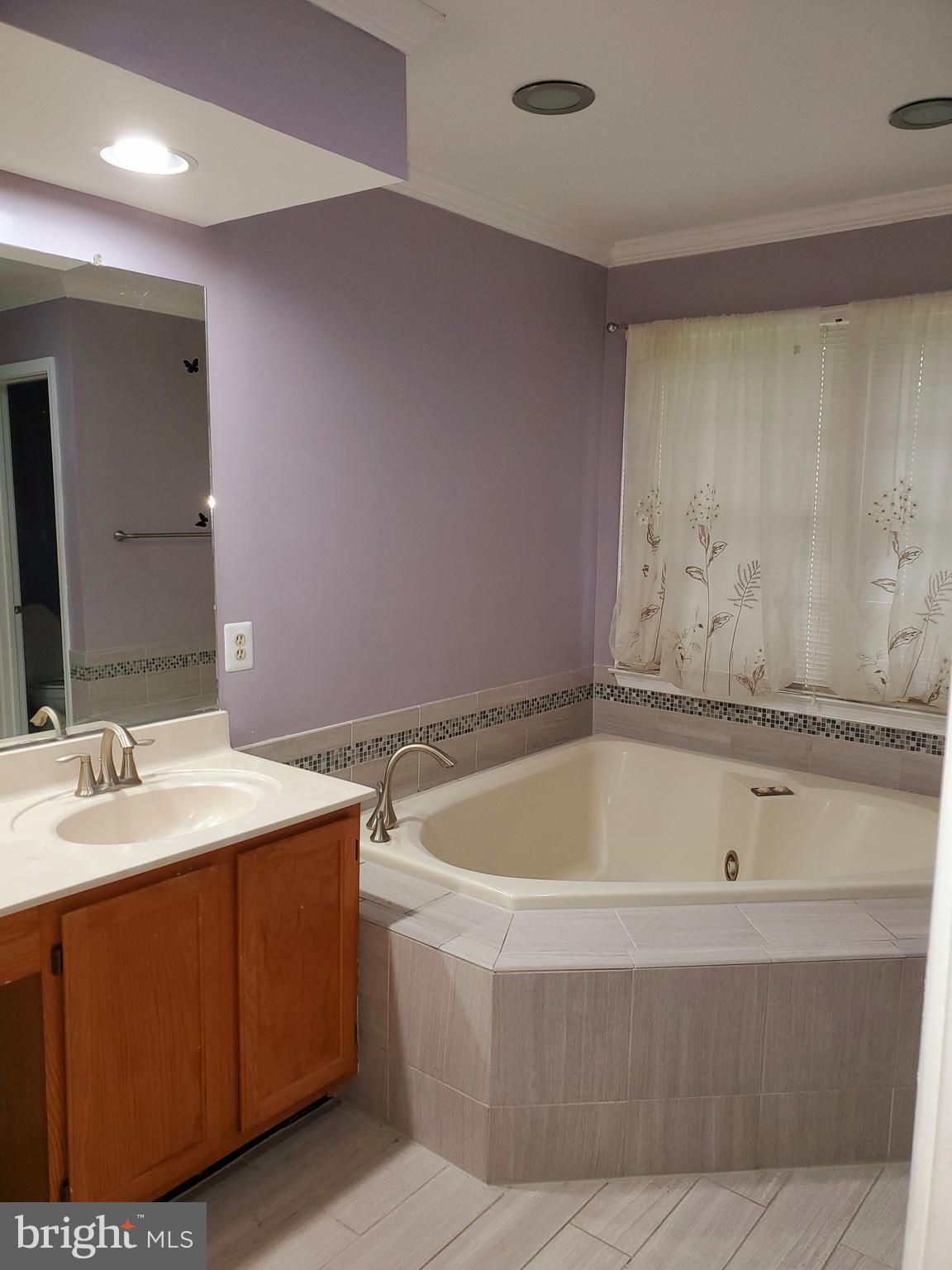 SIMMONS ACRES - Residential