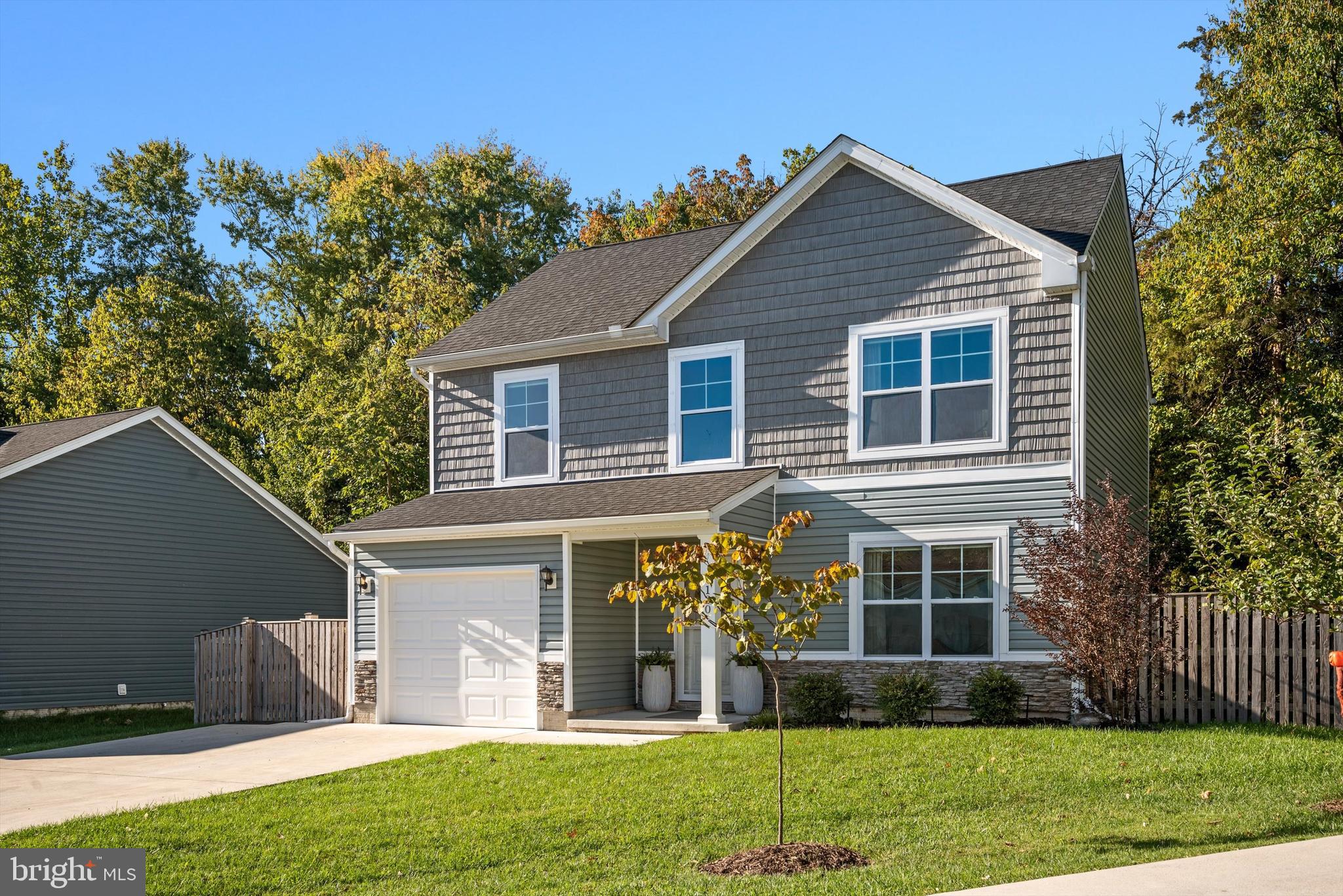 ASHLAND VILLAGE - Residential