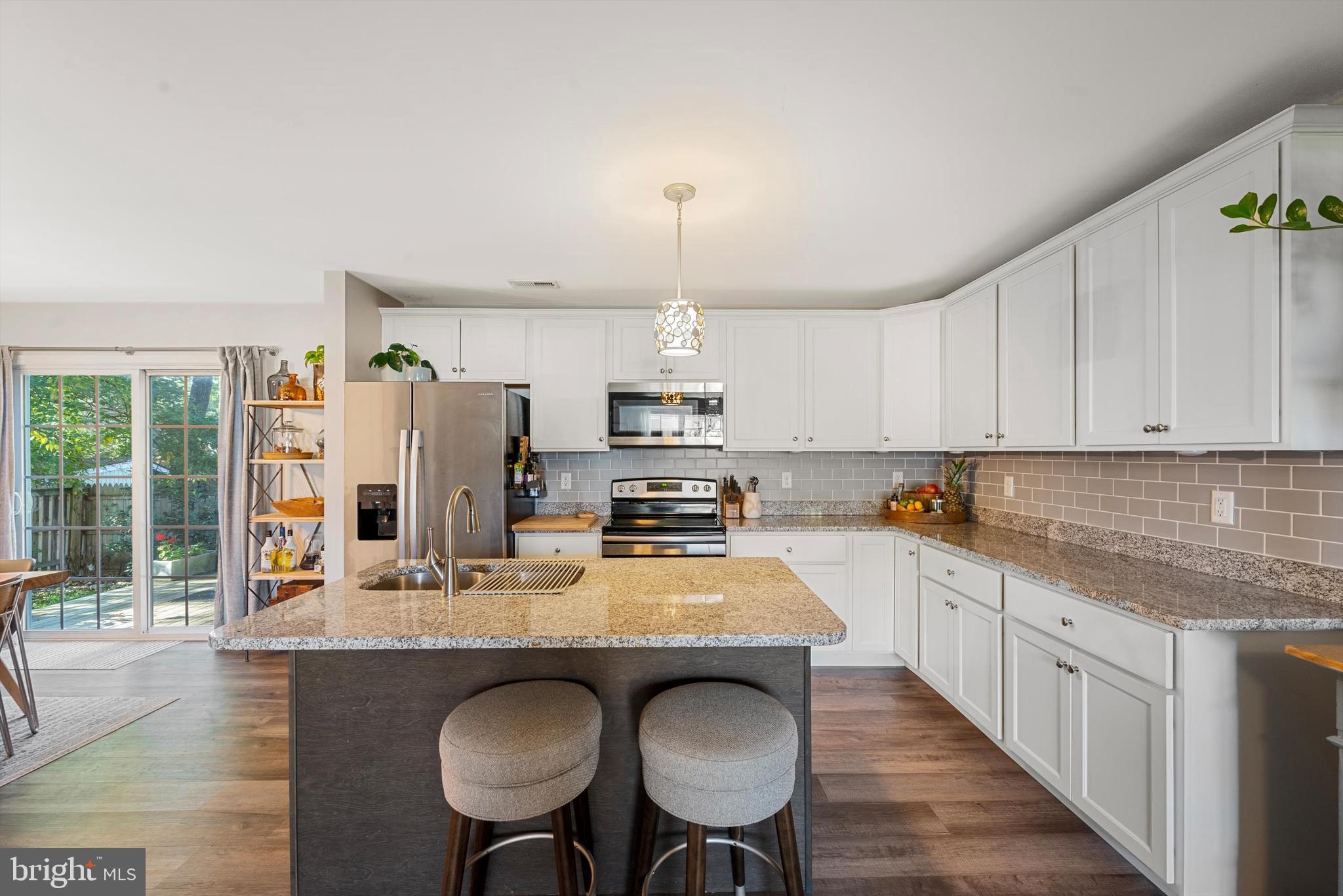 ASHLAND VILLAGE - Residential