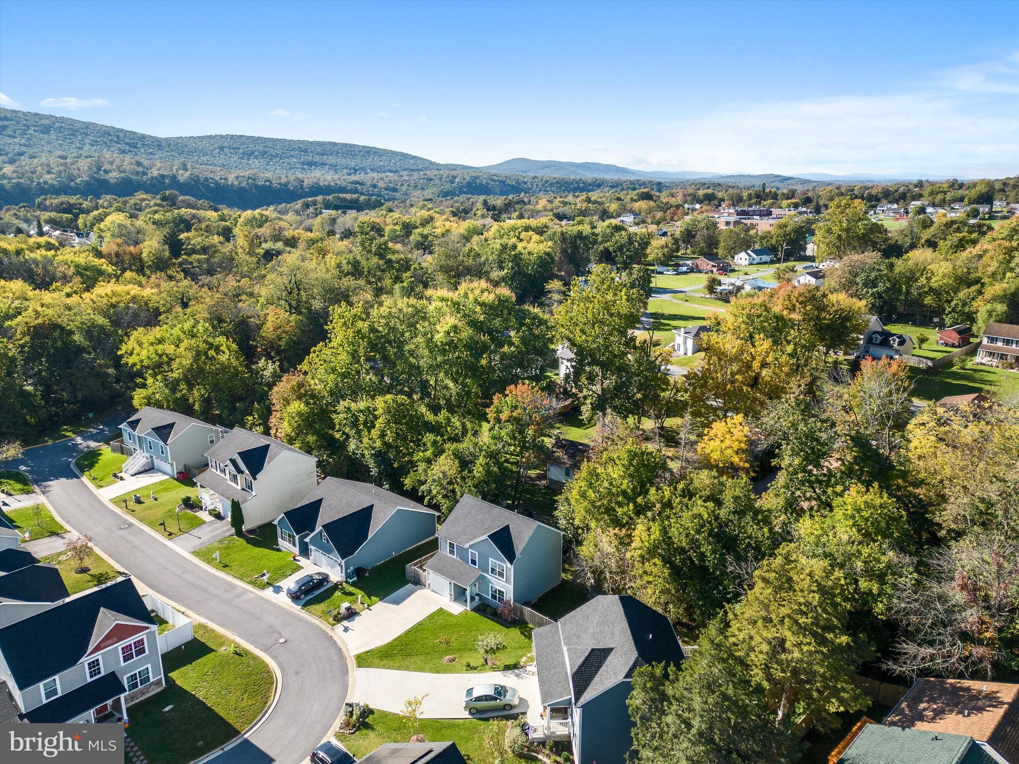 ASHLAND VILLAGE - Residential