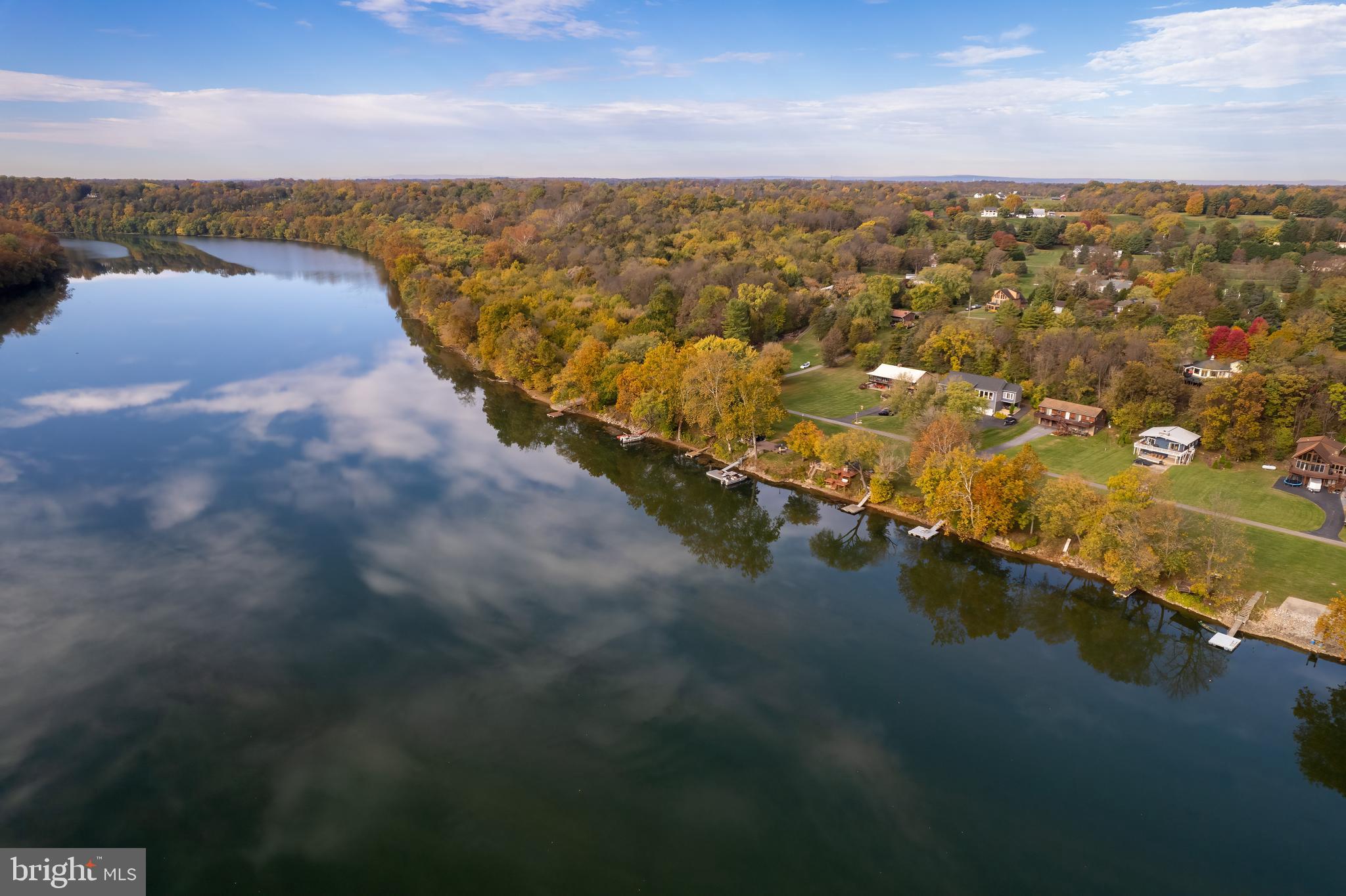 ASHLAND VILLAGE - Residential