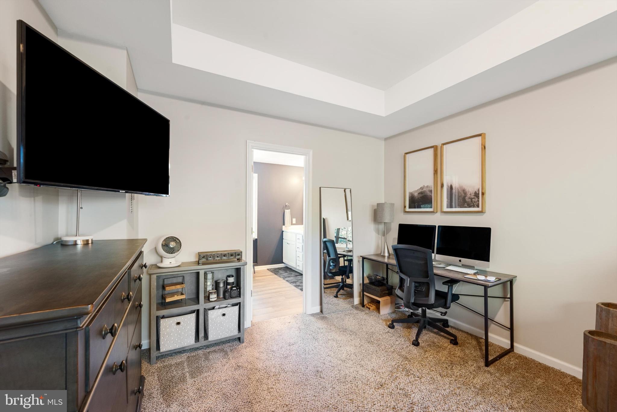 ASHLAND VILLAGE - Residential