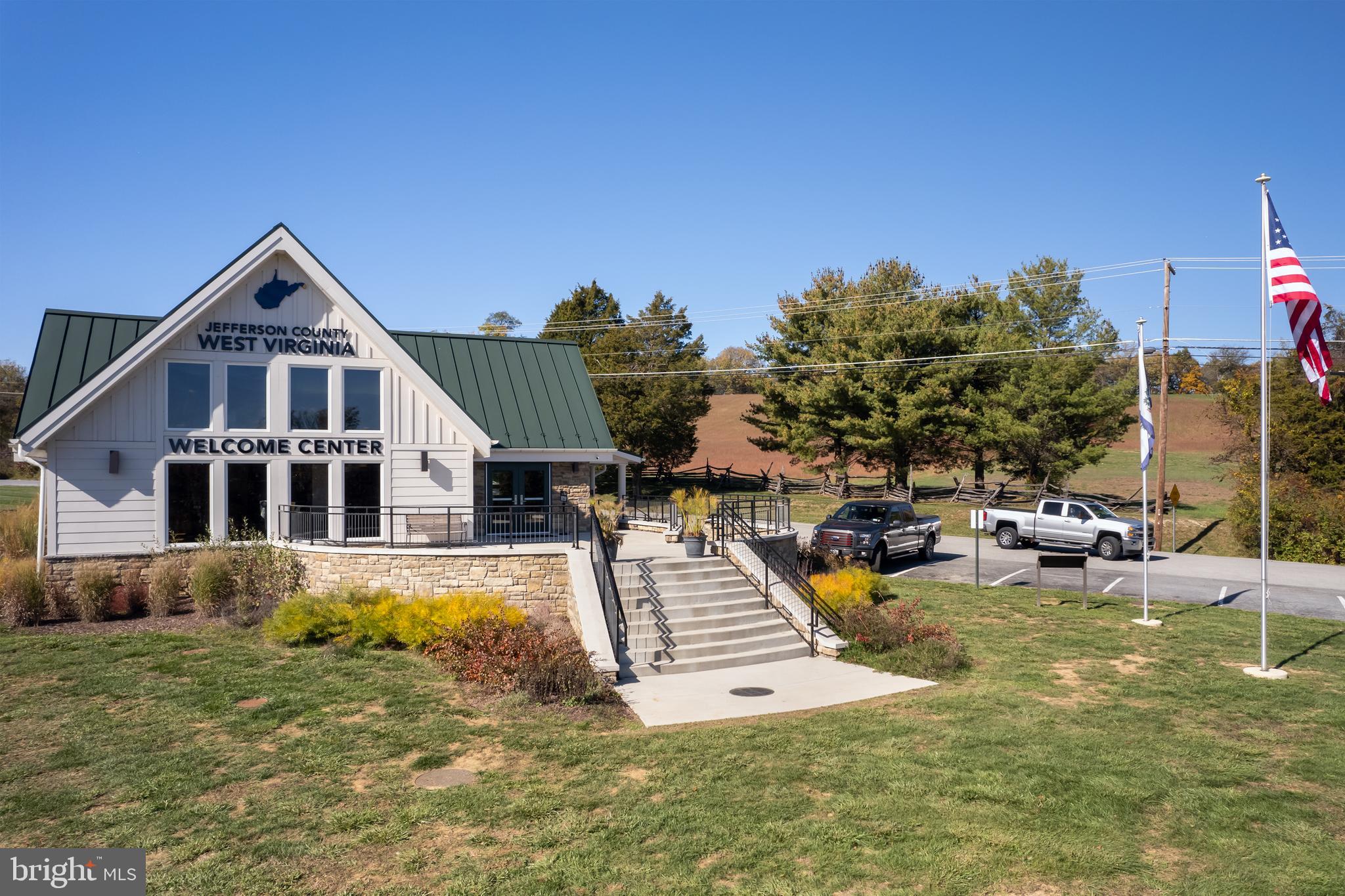 ASHLAND VILLAGE - Residential