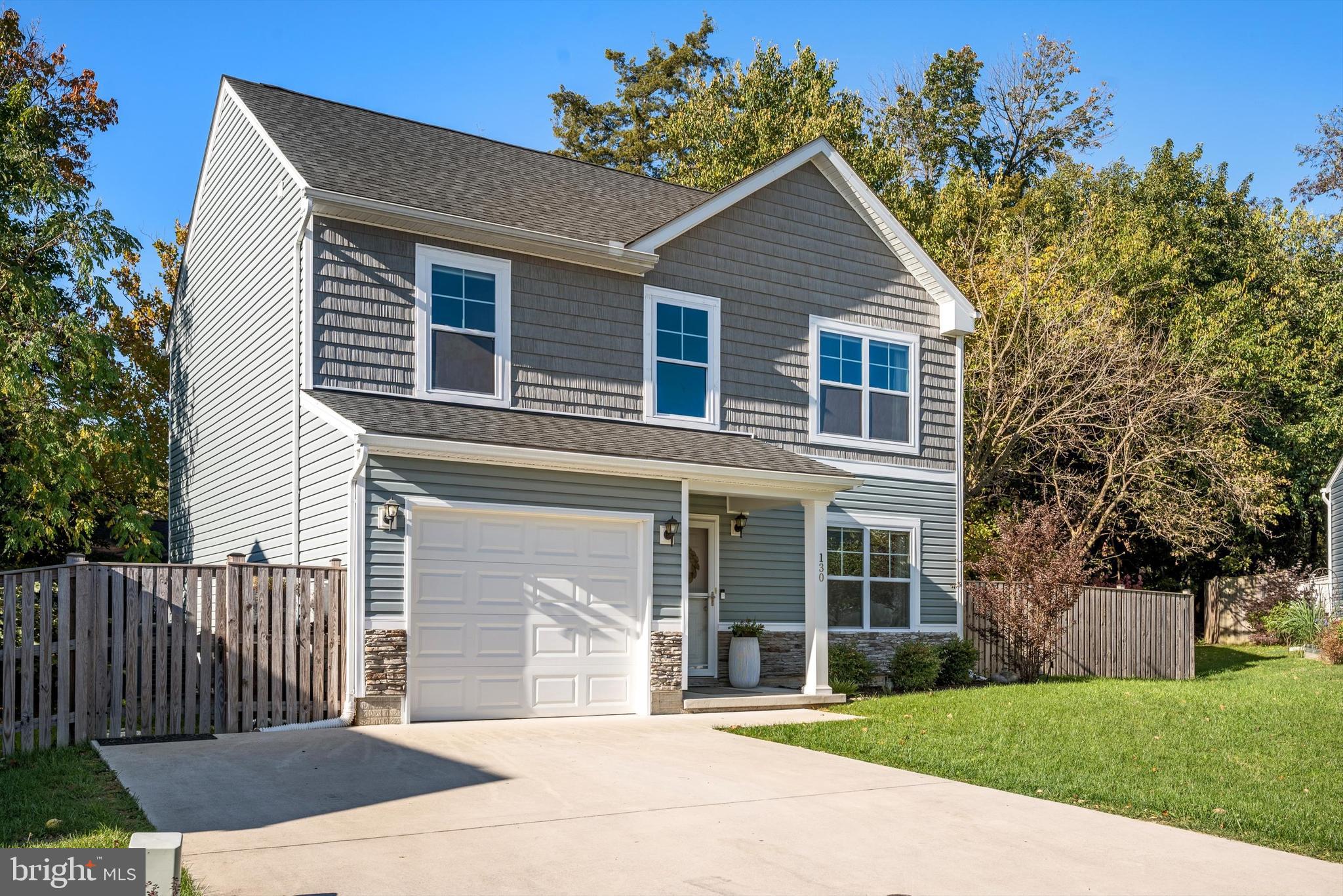 ASHLAND VILLAGE - Residential