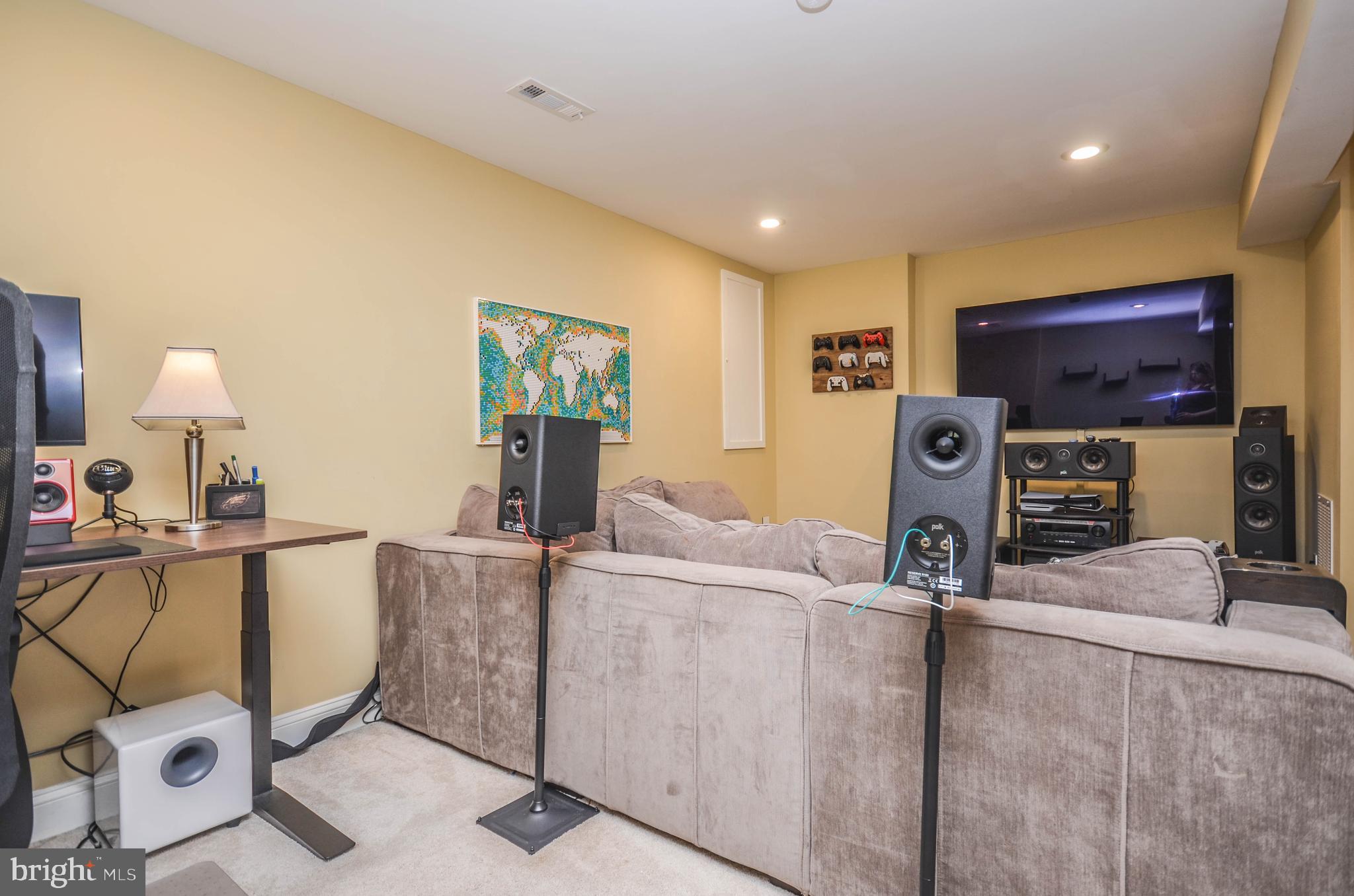 GUNNERS VIEW - Residential