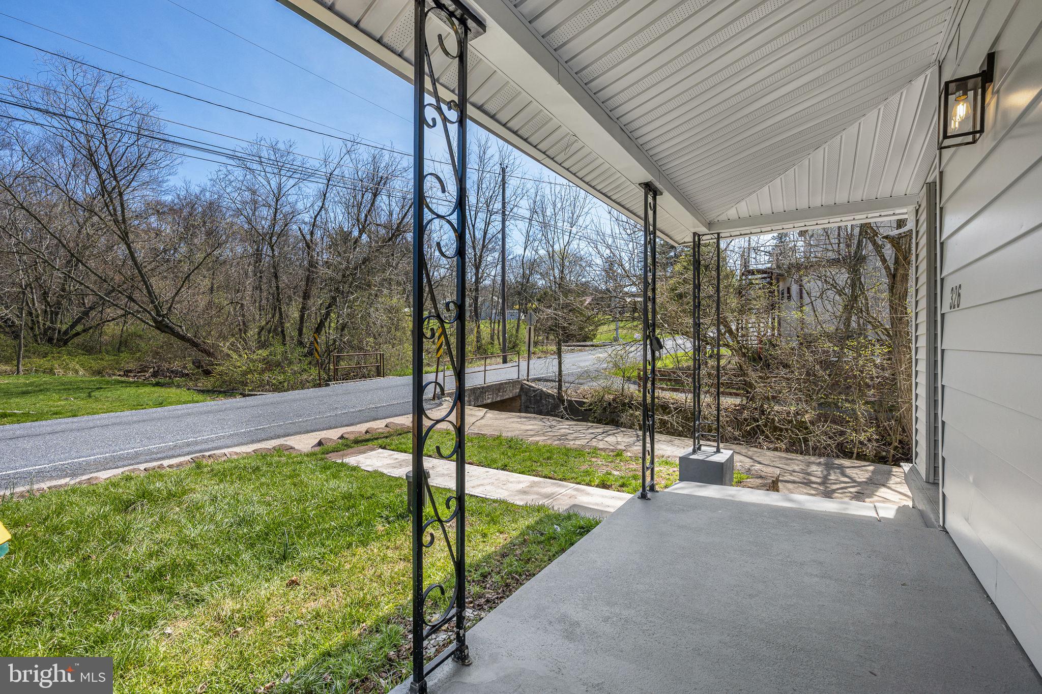 BIRDLAND - Residential