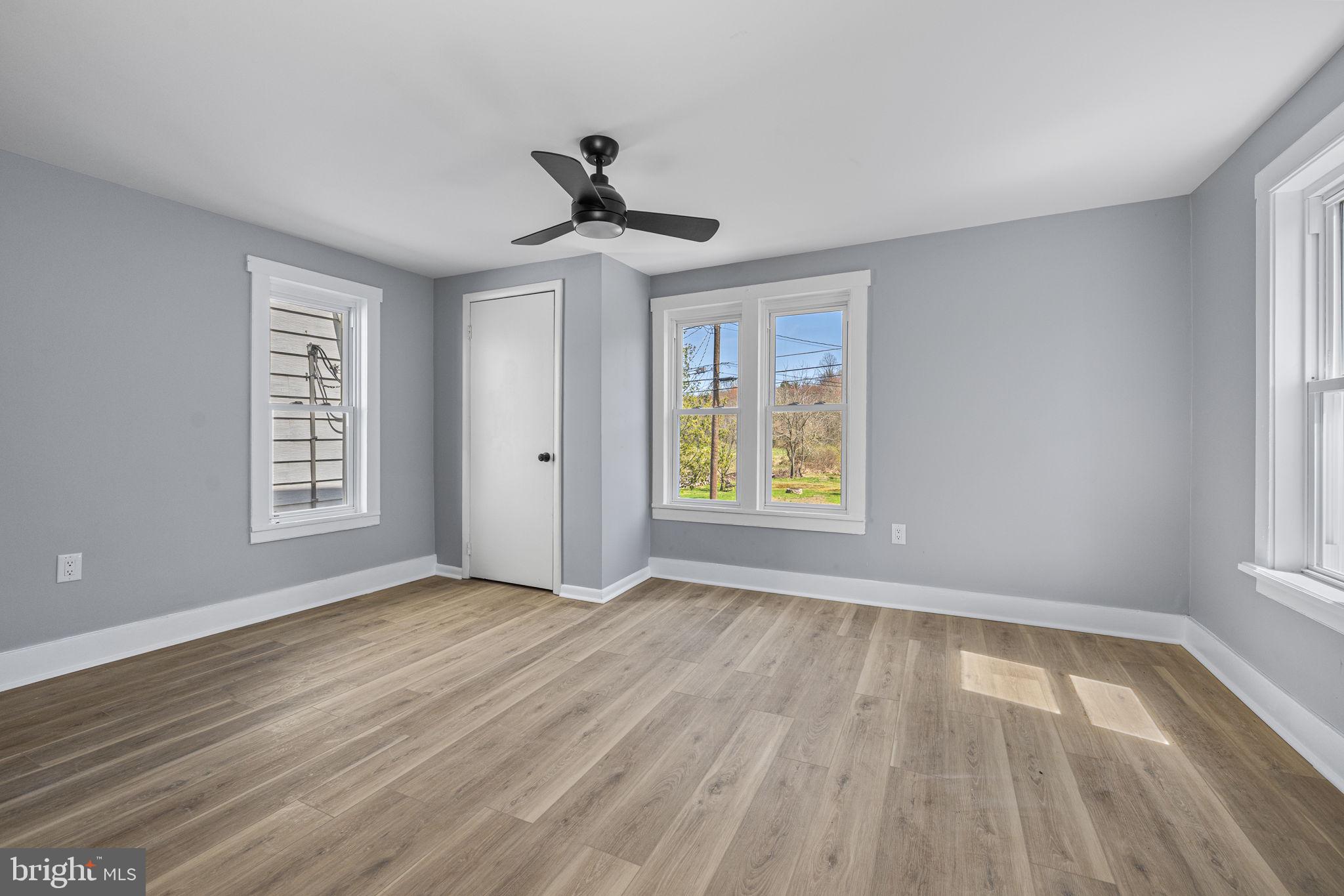 BIRDLAND - Residential