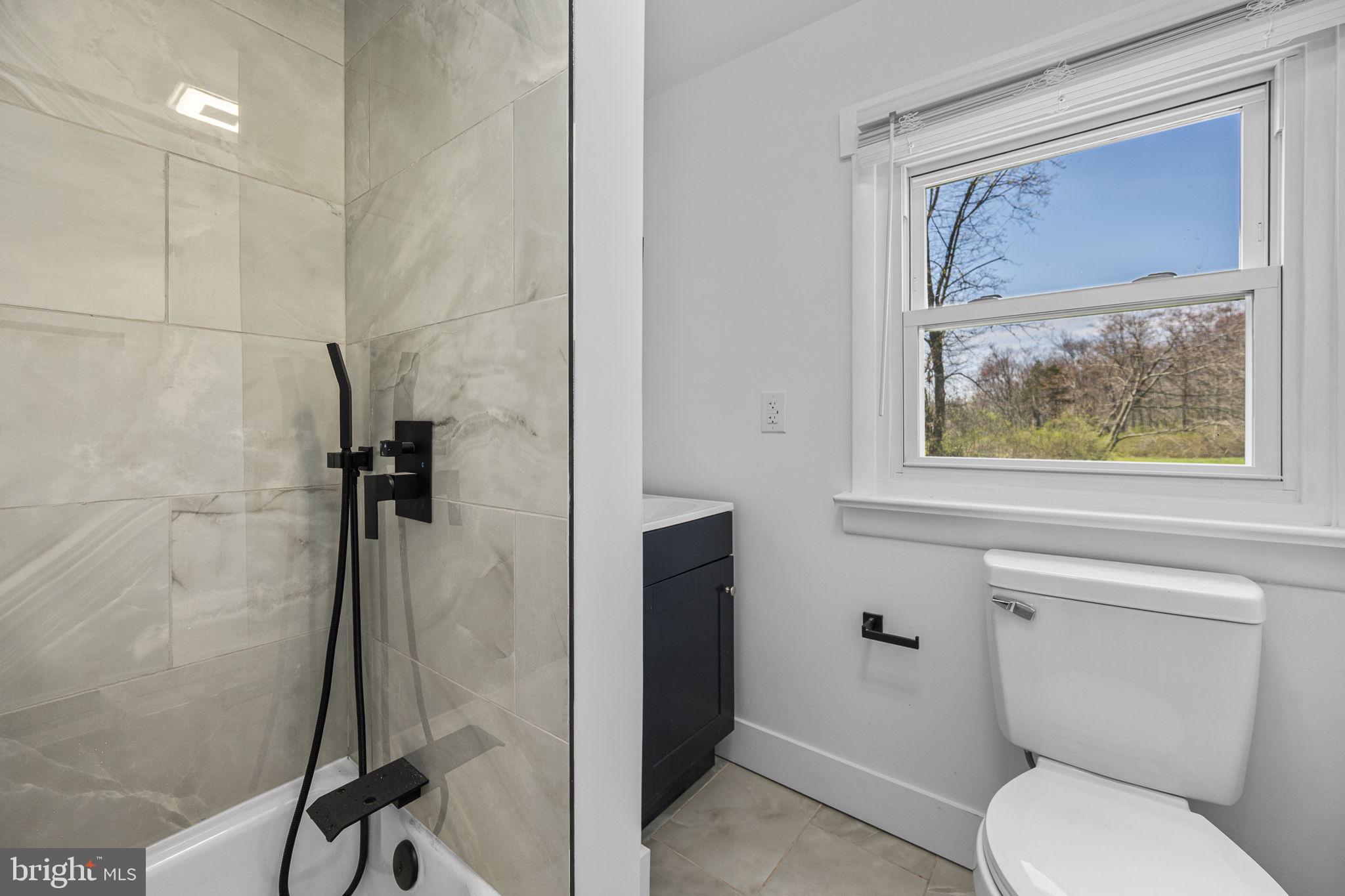 BIRDLAND - Residential