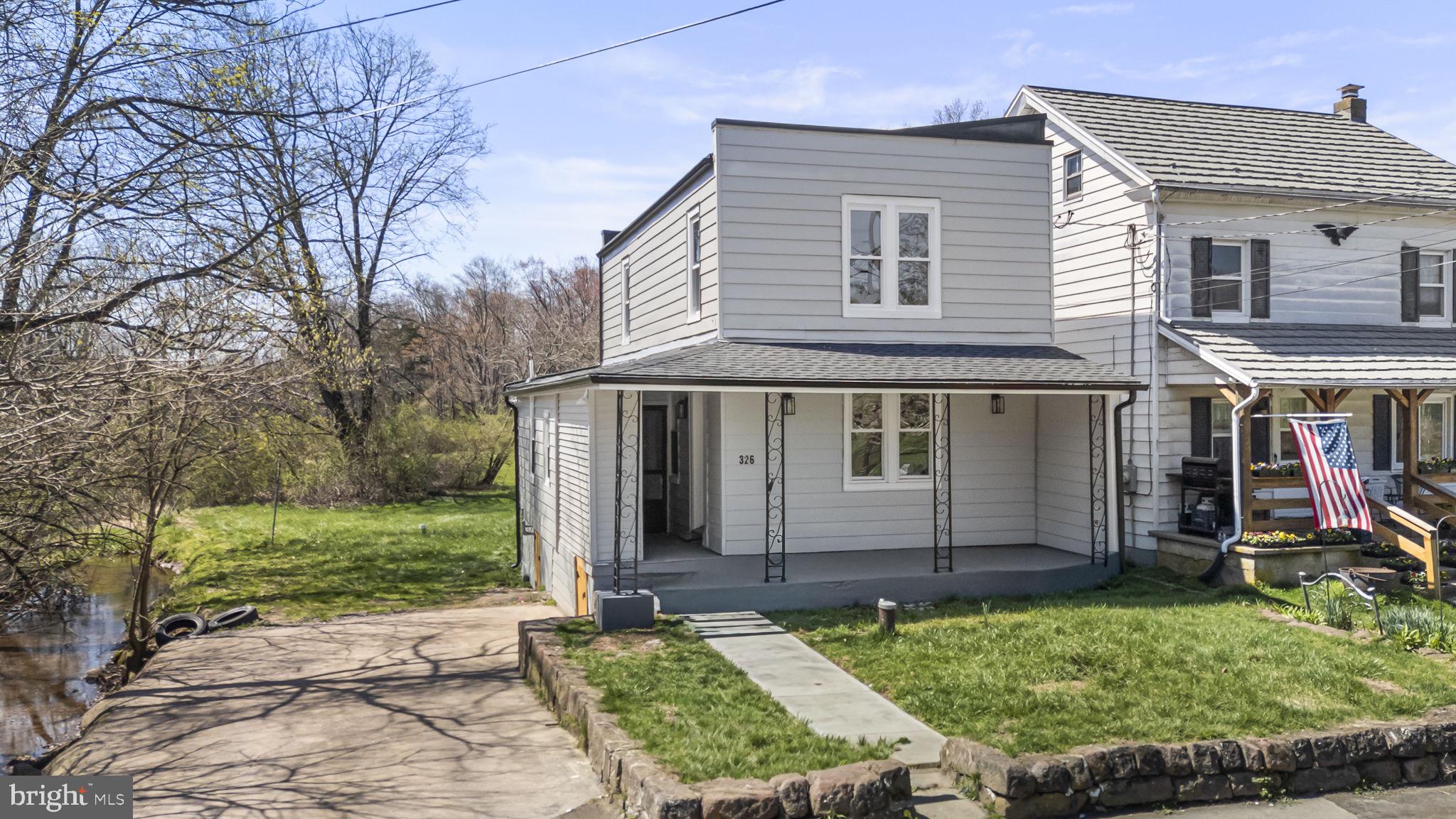 BIRDLAND - Residential