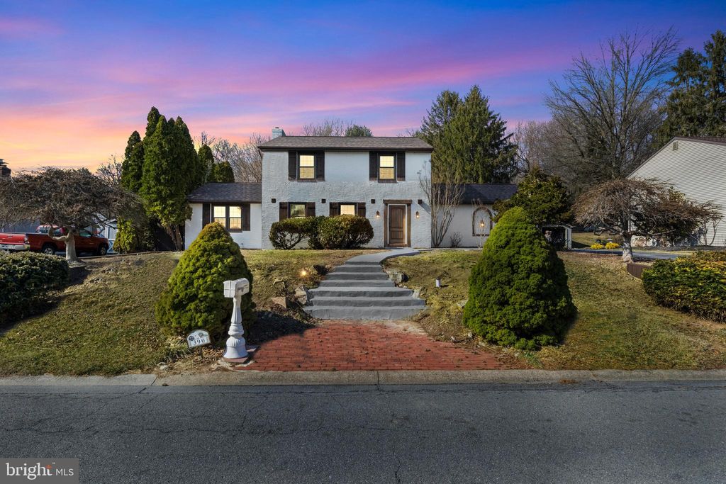 Photo of 390 Jay Lane, MOUNTVILLE, PA 17554 (MLS # PALA2065330)