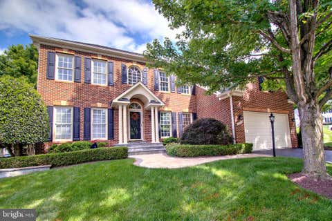 Photo of 47276 Ox Bow Circle, STERLING, VA 20165 (MLS # VALO2127290)